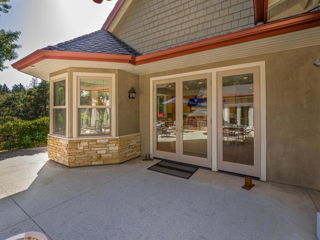 Scotts Valley, California, 95066, United States, 3 Bedrooms Bedrooms, ,3 BathroomsBathrooms,Residential,For Sale,1974309