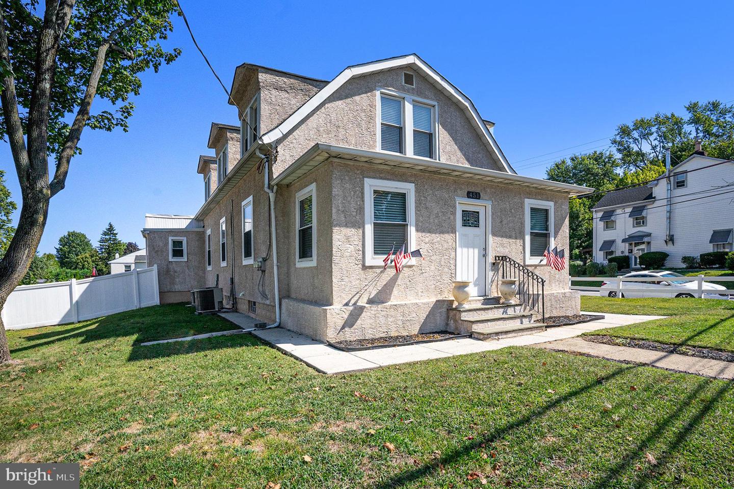 Lafayette Hill, Pennsylvania, 19444, United States, 5 Bedrooms Bedrooms, ,2 BathroomsBathrooms,Residential,For Sale,1999647