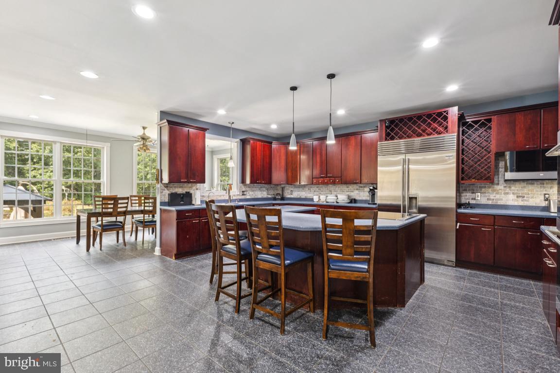Huntingtown, Maryland, 20639, United States, 6 Bedrooms Bedrooms, ,6 BathroomsBathrooms,Residential,For Sale,1914130