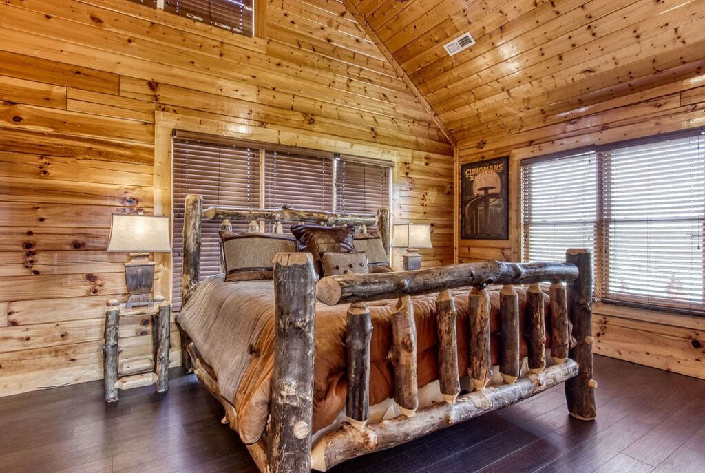 Sevierville, Tennessee, 37862, United States, 3 Bedrooms Bedrooms, ,3 BathroomsBathrooms,Residential,For Sale,1902970