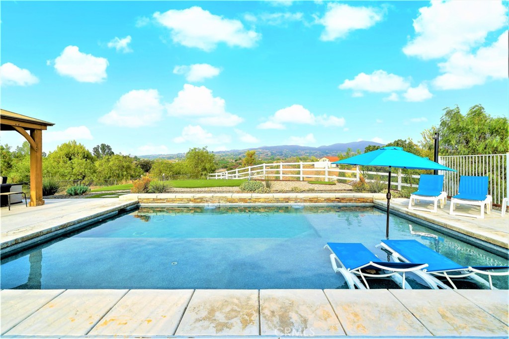 Temecula, California, 92592, United States, 6 Bedrooms Bedrooms, ,4 BathroomsBathrooms,Residential,For Sale,2035753