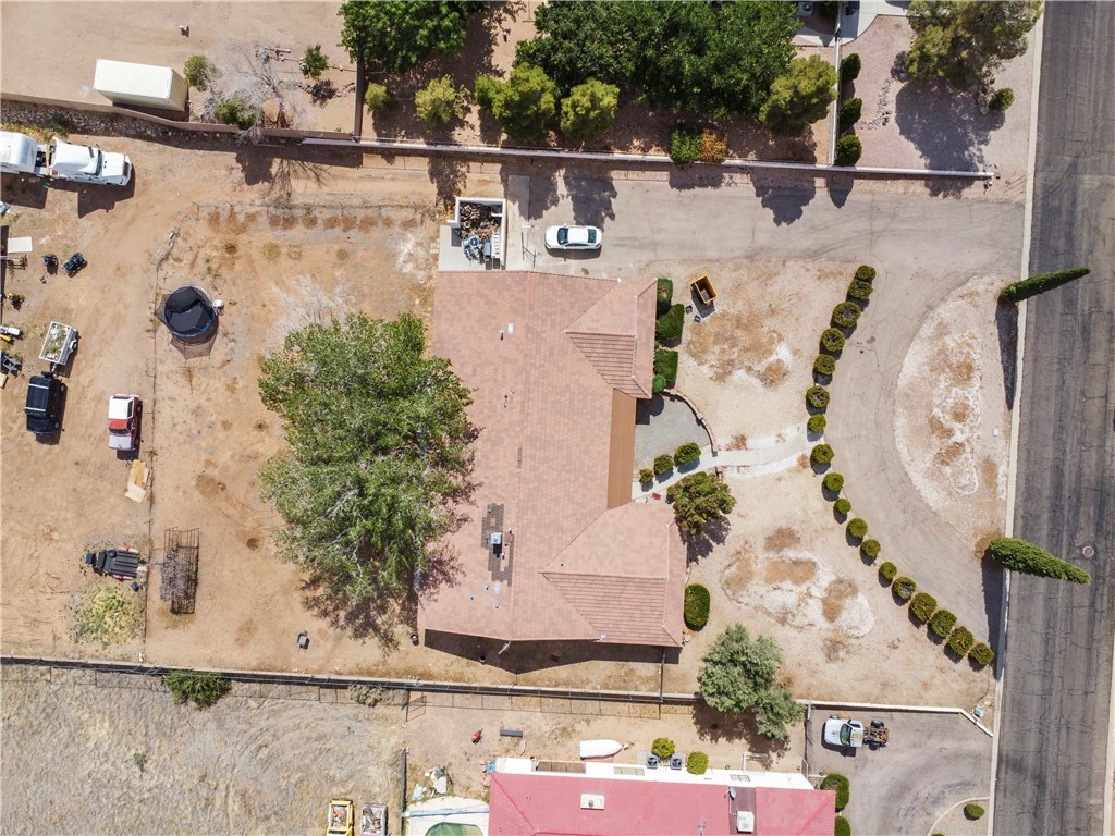 Kingman, Arizona, 86409, United States, 5 Bedrooms Bedrooms, ,1 BathroomBathrooms,Residential,For Sale,1891377