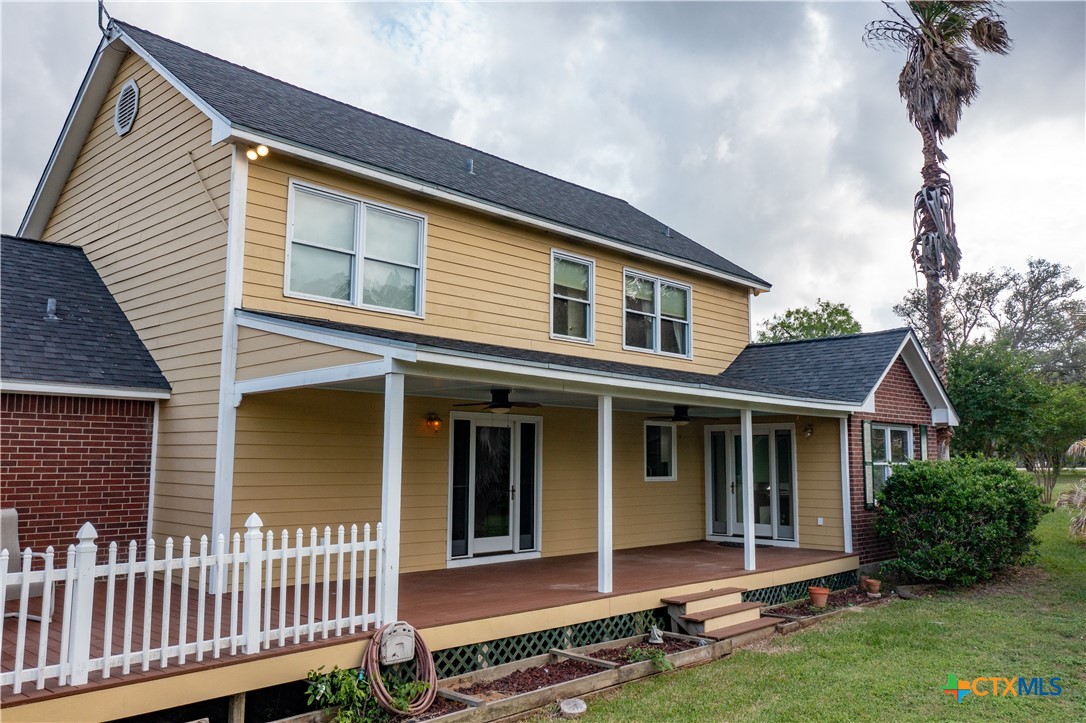 Victoria, Texas, 77905, United States, 5 Bedrooms Bedrooms, ,4 BathroomsBathrooms,Residential,For Sale,1882590