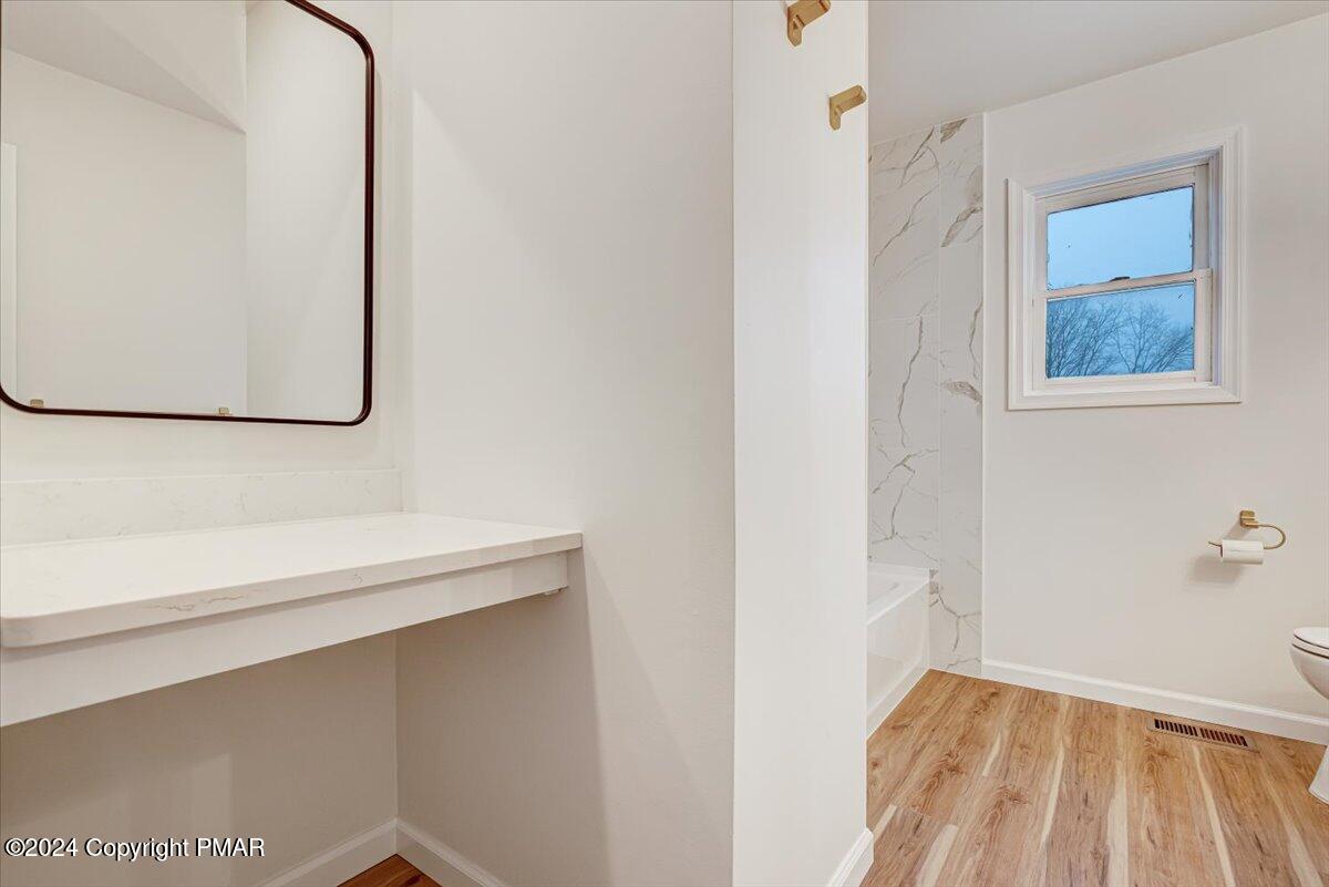 Stroudsburg, Pennsylvania, 18360, United States, 4 Bedrooms Bedrooms, ,3 BathroomsBathrooms,Residential,For Sale,1993550