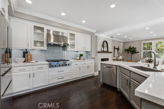 Mission Viejo, California, 92692, United States, 6 Bedrooms Bedrooms, ,4 BathroomsBathrooms,Residential,For Sale,1997716