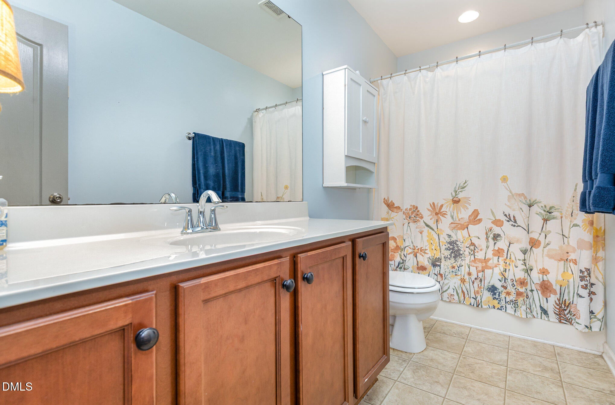 Apex, North Carolina, 27539, United States, 4 Bedrooms Bedrooms, ,3 BathroomsBathrooms,Residential,For Sale,1988359