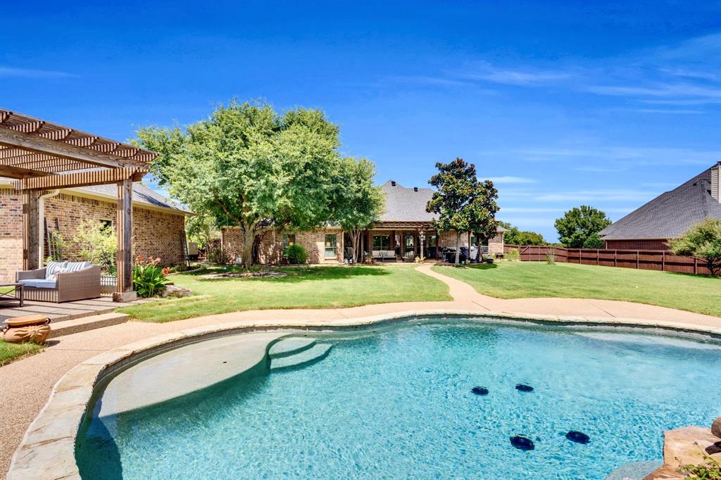 Midlothian, Texas, 76065, United States, 4 Bedrooms Bedrooms, ,4 BathroomsBathrooms,Residential,For Sale,1975305