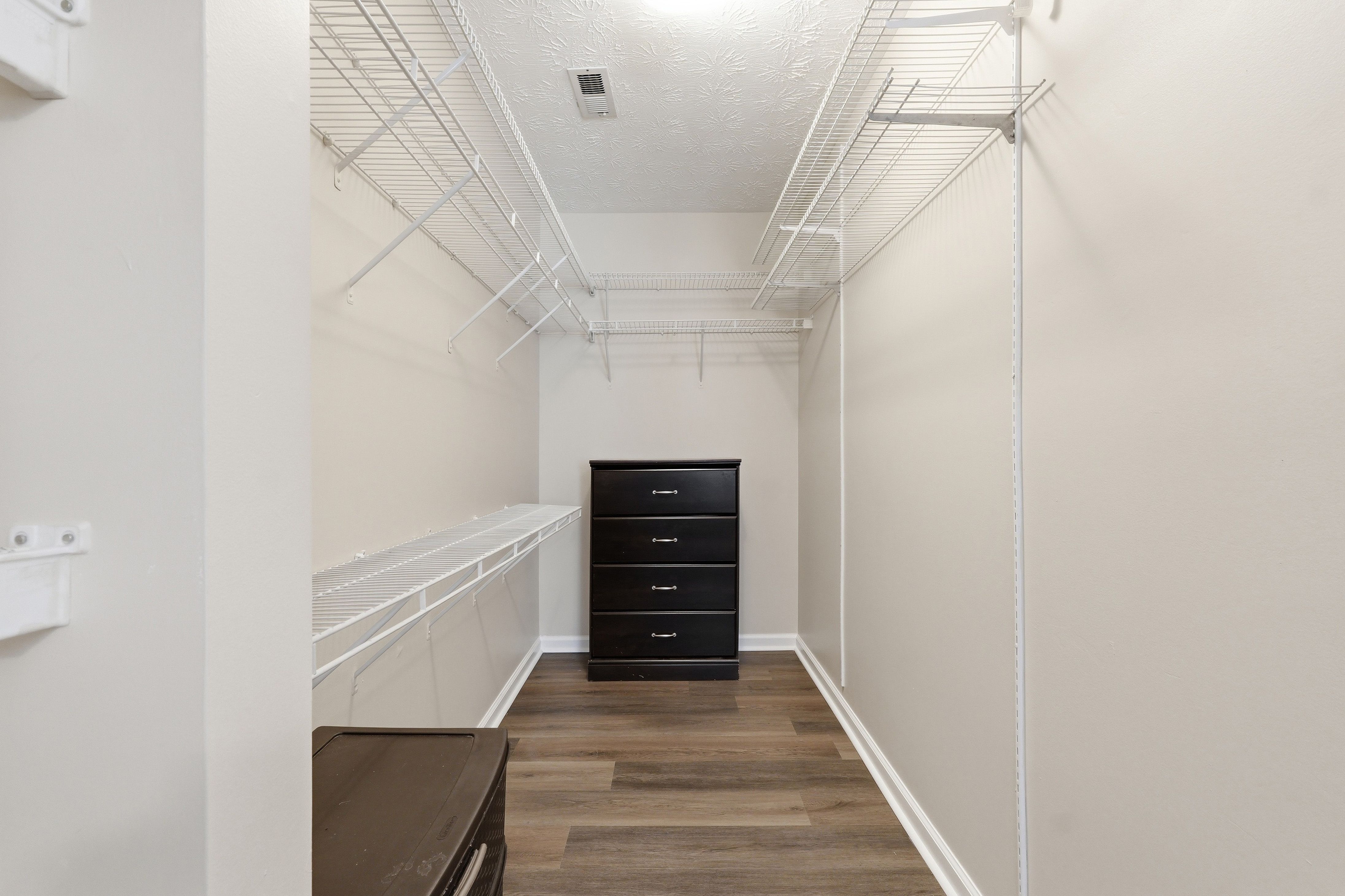  6314 Maravian Drive, Louisville, KY 40258 - 物件實景