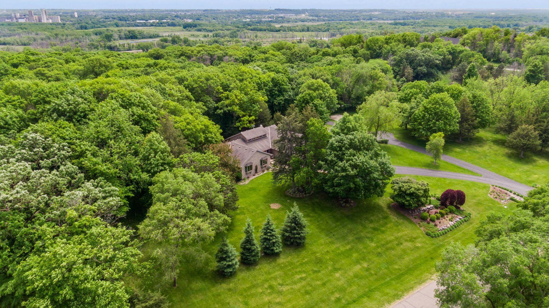 Chanhassen, Minnesota, 55318, United States, 5 Bedrooms Bedrooms, ,2 BathroomsBathrooms,Residential,For Sale,1847378