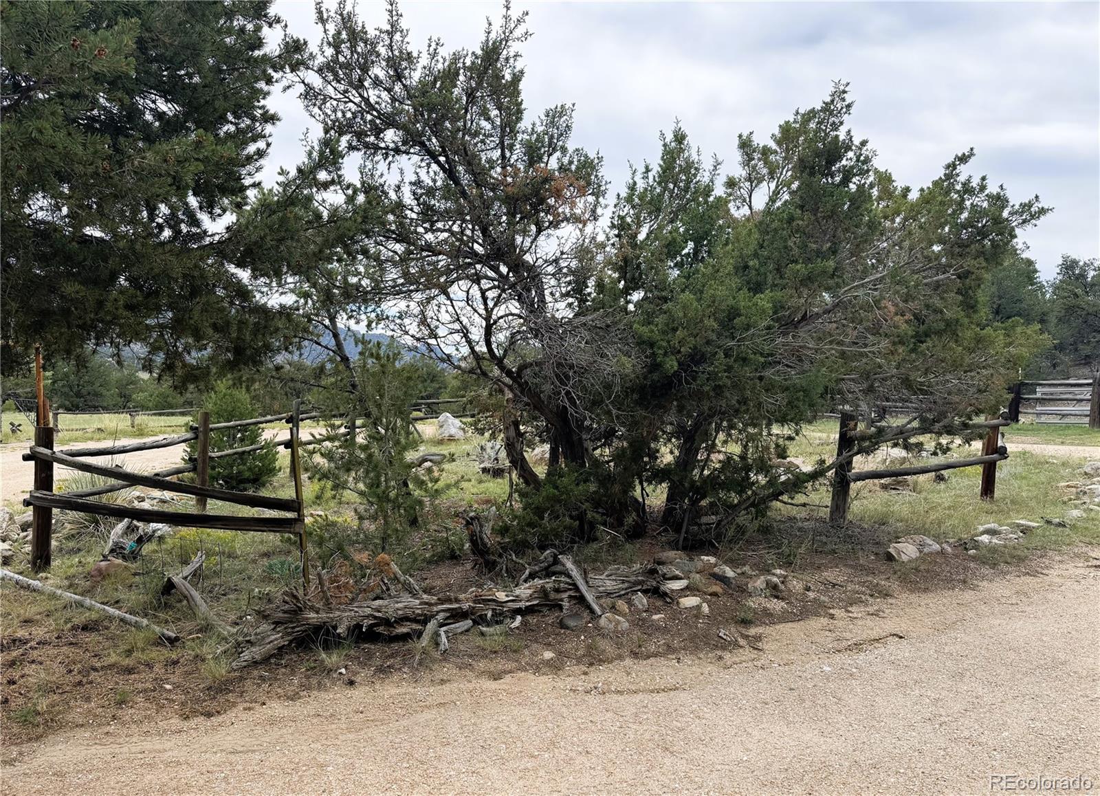 Howard, Colorado, 81233, United States, 2 Bedrooms Bedrooms, ,1 BathroomBathrooms,Residential,For Sale,1977038