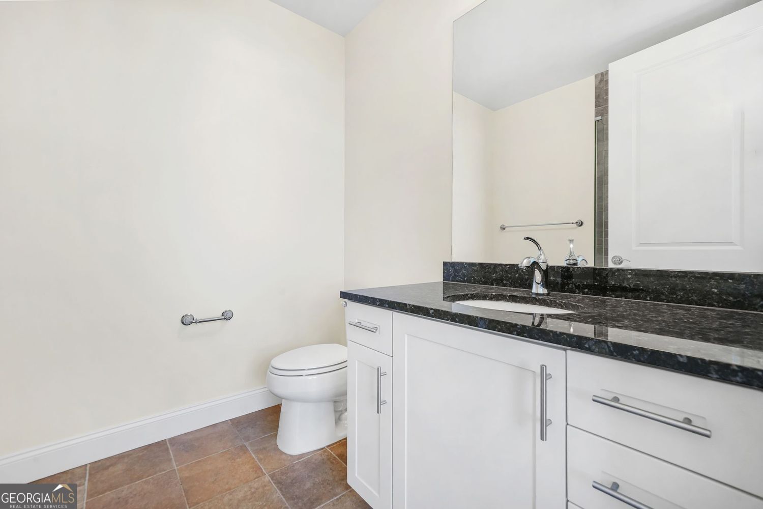 Atlanta, Georgia, 30363, United States, 2 Bedrooms Bedrooms, ,3 BathroomsBathrooms,Residential,For Sale,2012168