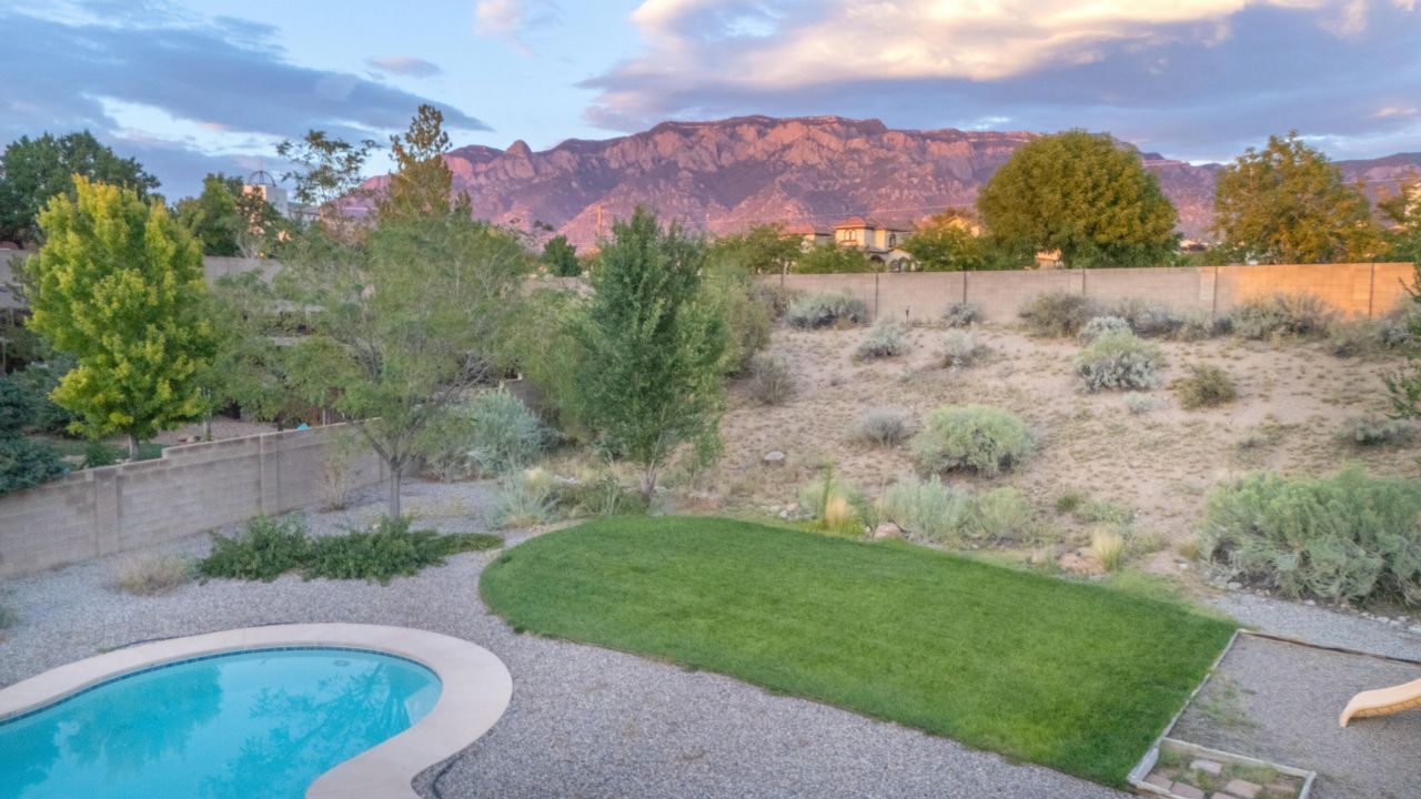 Albuquerque, New Mexico, 87122, United States, 4 Bedrooms Bedrooms, ,3 BathroomsBathrooms,Residential,For Sale,1932671