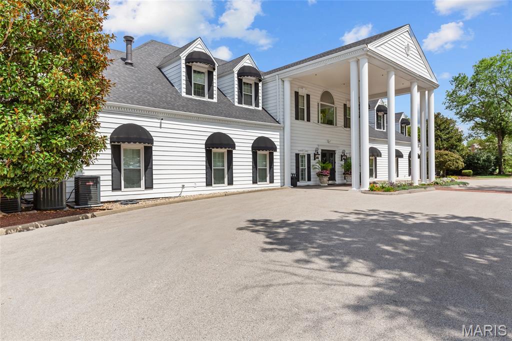 Weldon Spring, Missouri, 63304, United States, 6 Bedrooms Bedrooms, ,5 BathroomsBathrooms,Residential,For Sale,1926169