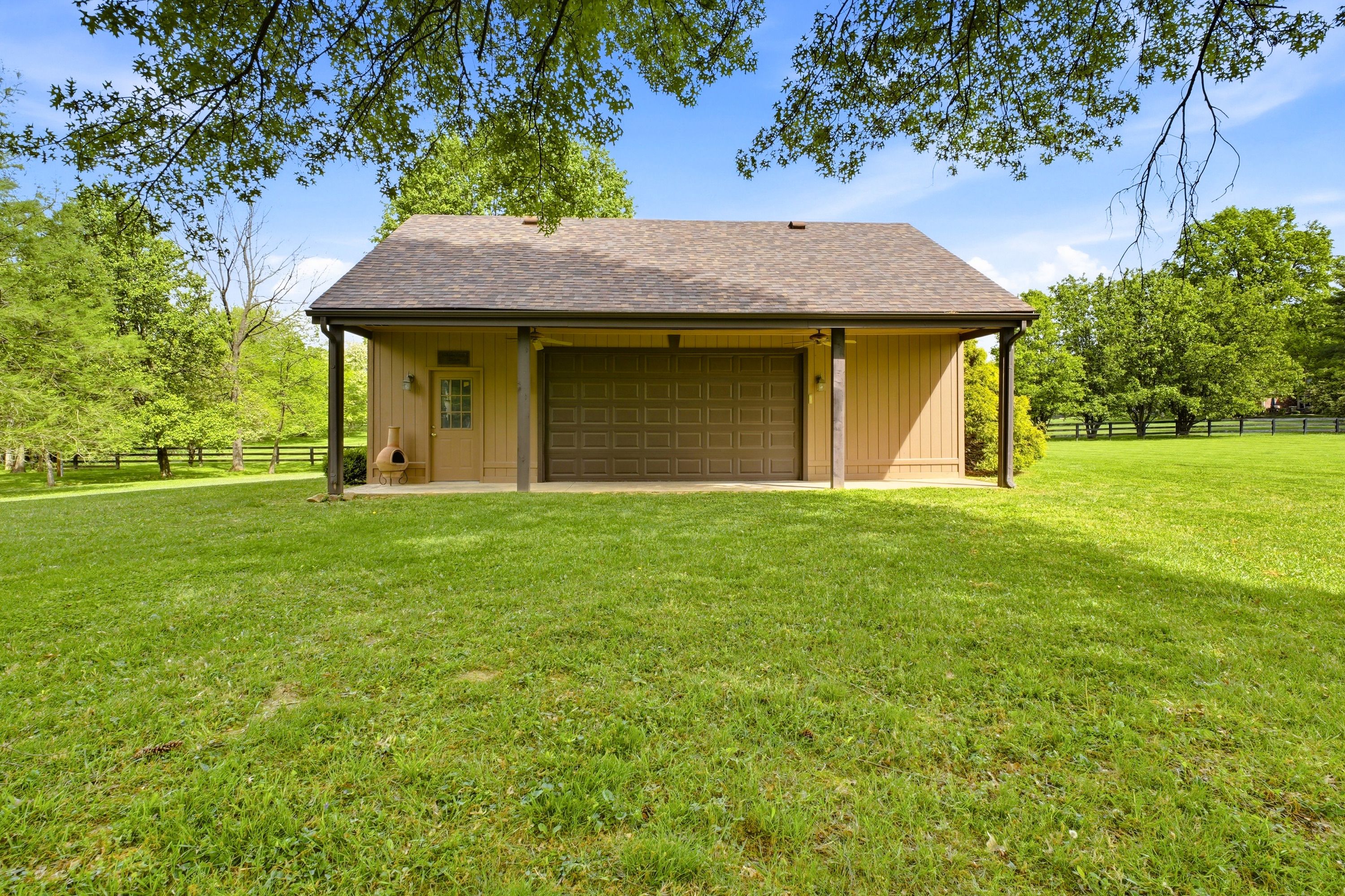  12409 Lucas Lane, Anchorage, KY 40223 - 物件實景