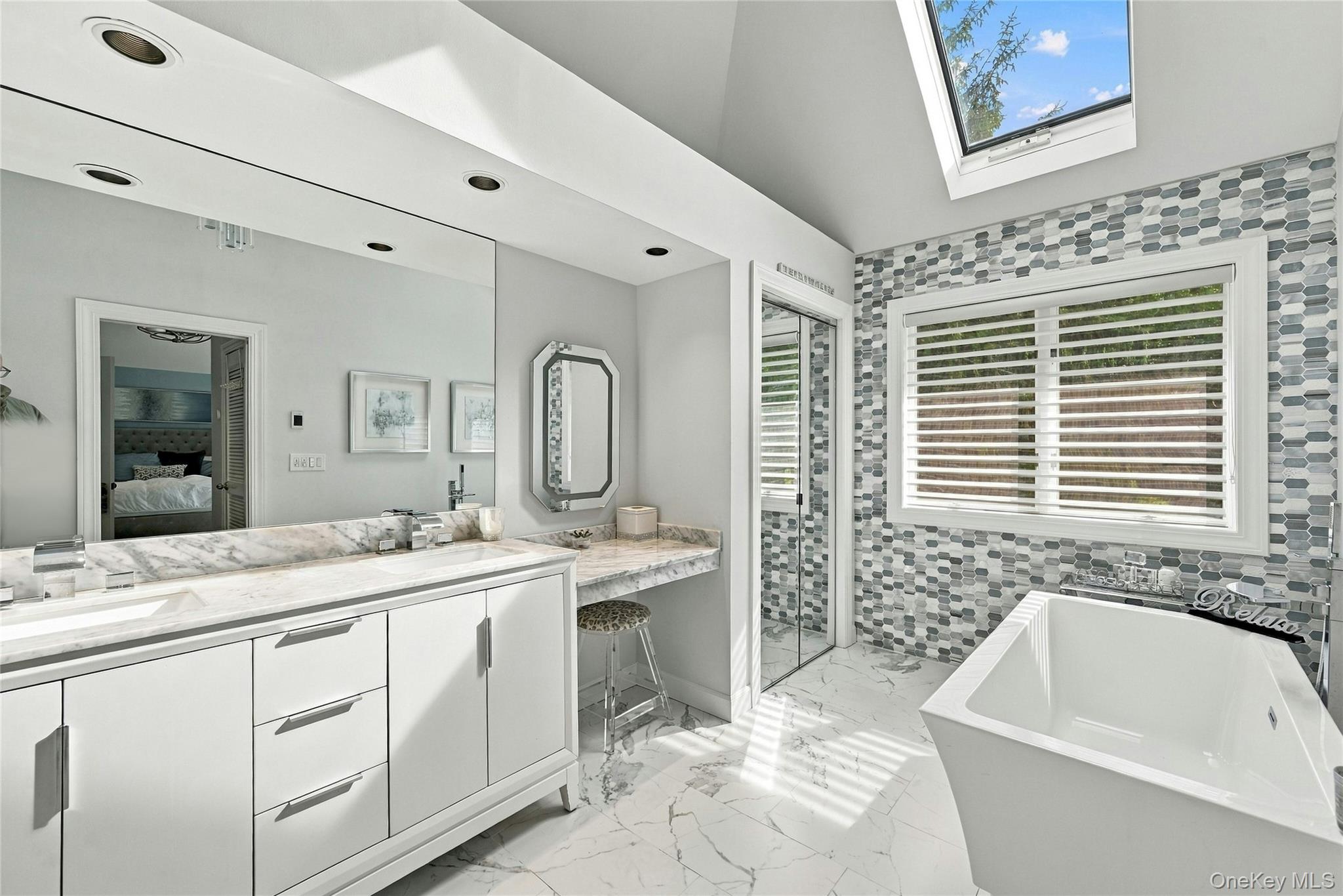  52 W Meadow Road, Setauket, NY, 11733 - 物件實景