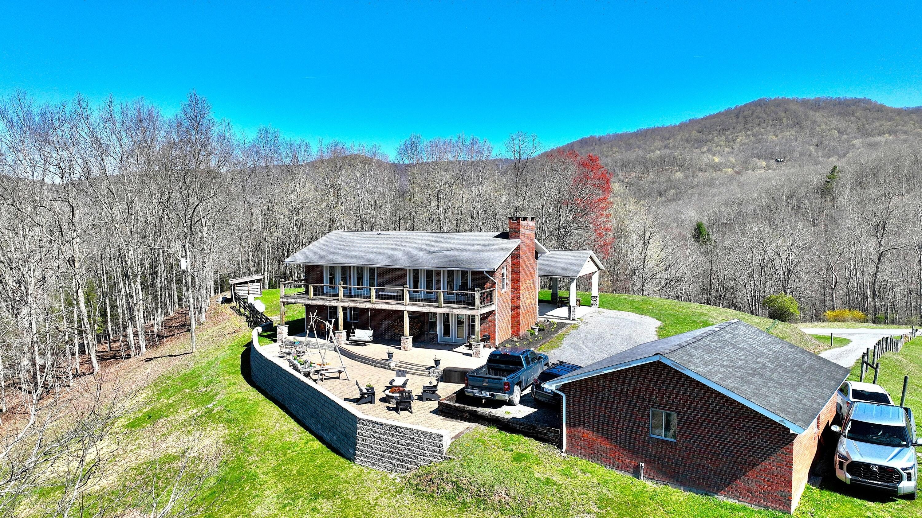 Hillsboro, West Virginia, 24946, United States, 4 Bedrooms Bedrooms, ,3 BathroomsBathrooms,Residential,For Sale,1786403