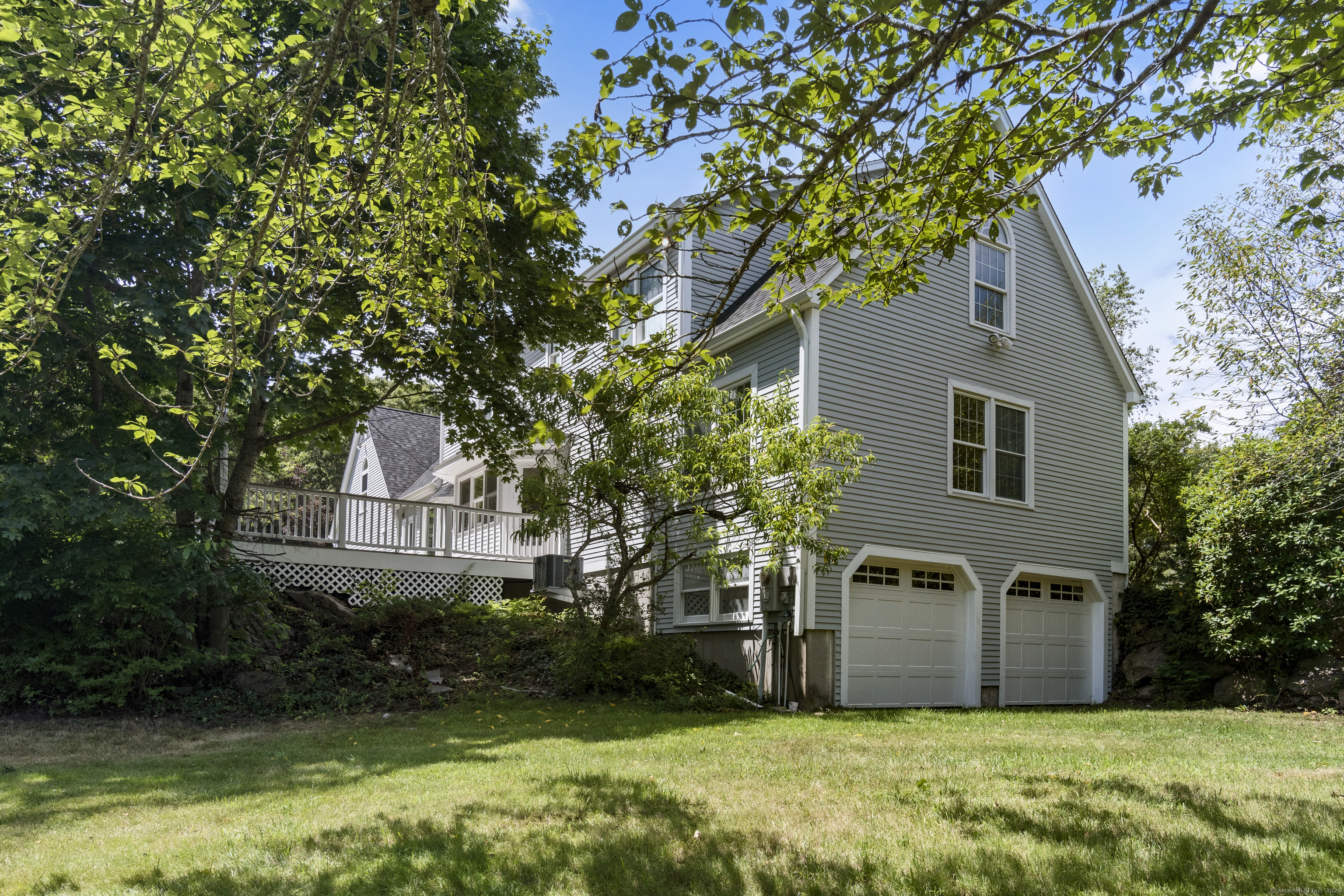 Old Lyme, Connecticut, 06371, United States, 4 Bedrooms Bedrooms, ,5 BathroomsBathrooms,Residential,For Sale,1987978