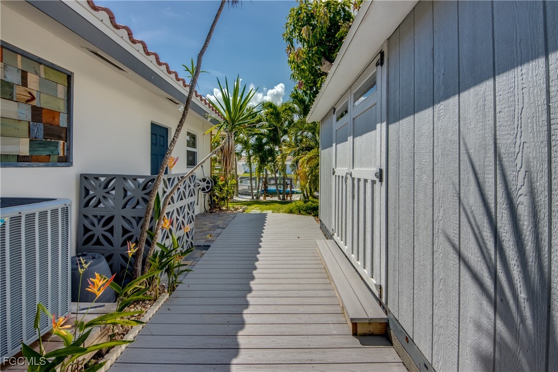 Matlacha, Florida, 33993, United States, 3 Bedrooms Bedrooms, ,2 BathroomsBathrooms,Residential,For Sale,1974777