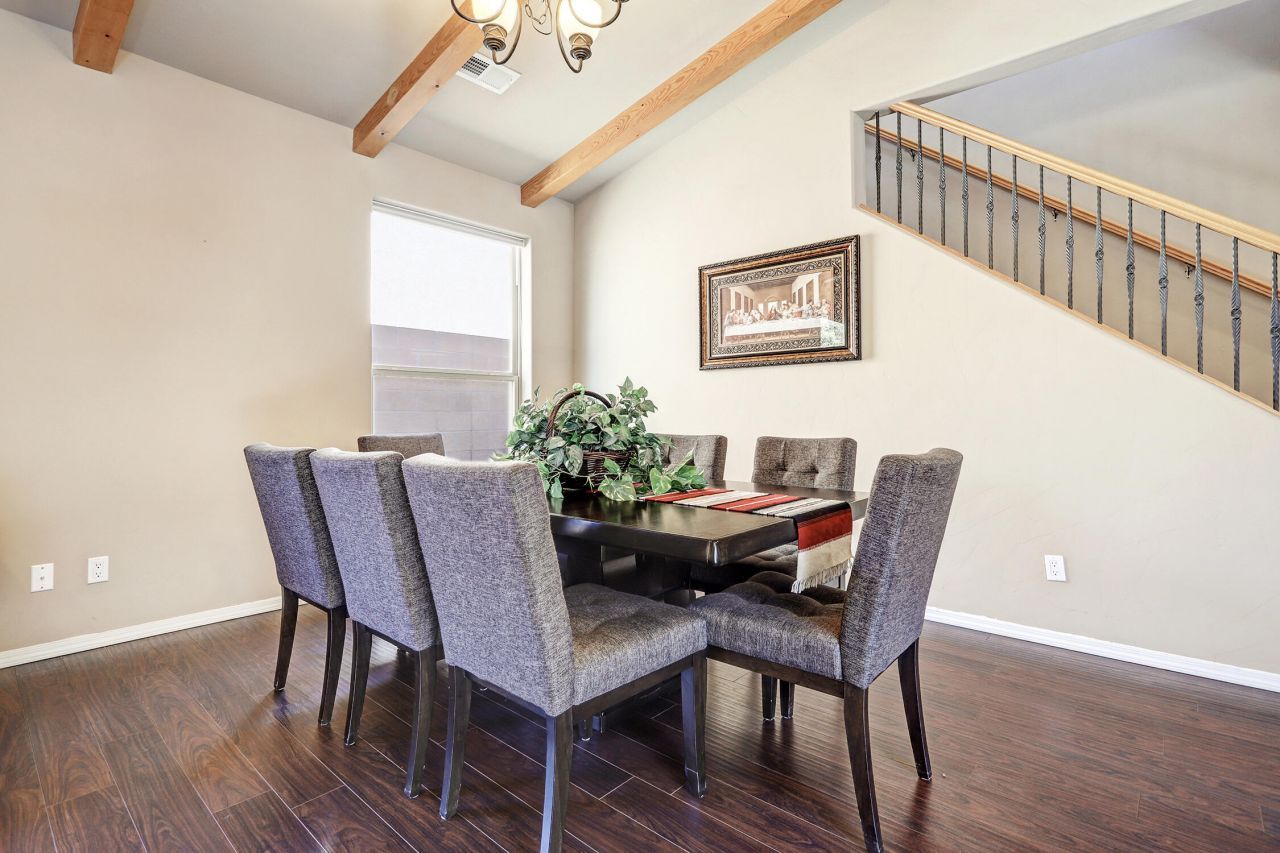 Rio Rancho, New Mexico, 87124, United States, 4 Bedrooms Bedrooms, ,3 BathroomsBathrooms,Residential,For Sale,1956048