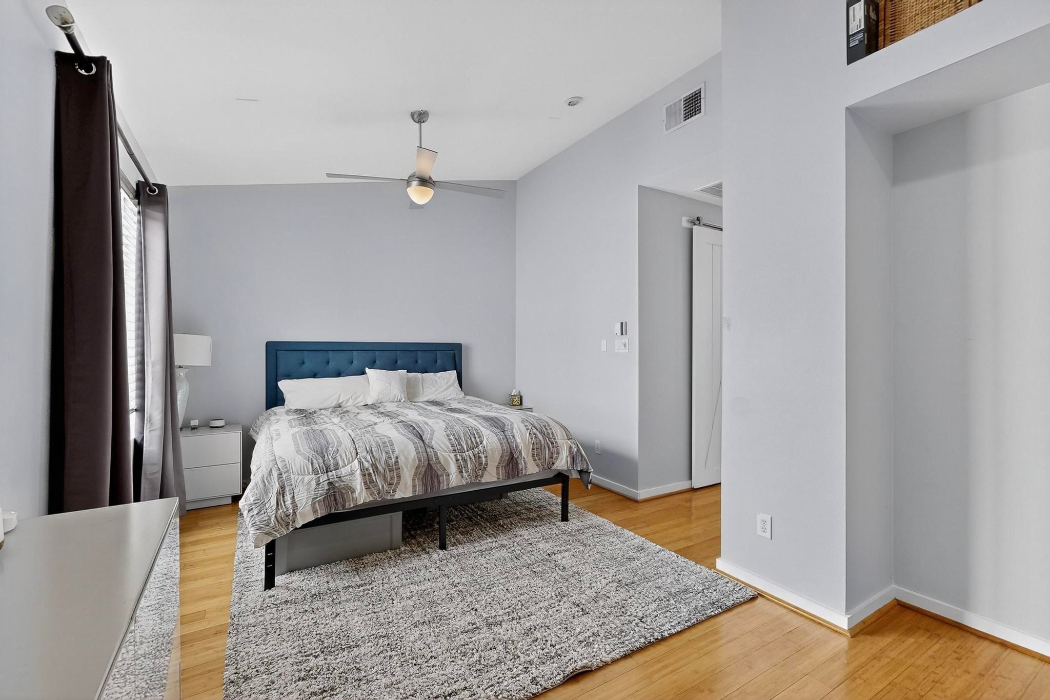 Dallas, Texas, 75204, United States, 3 Bedrooms Bedrooms, ,3 BathroomsBathrooms,Residential,For Sale,1977782