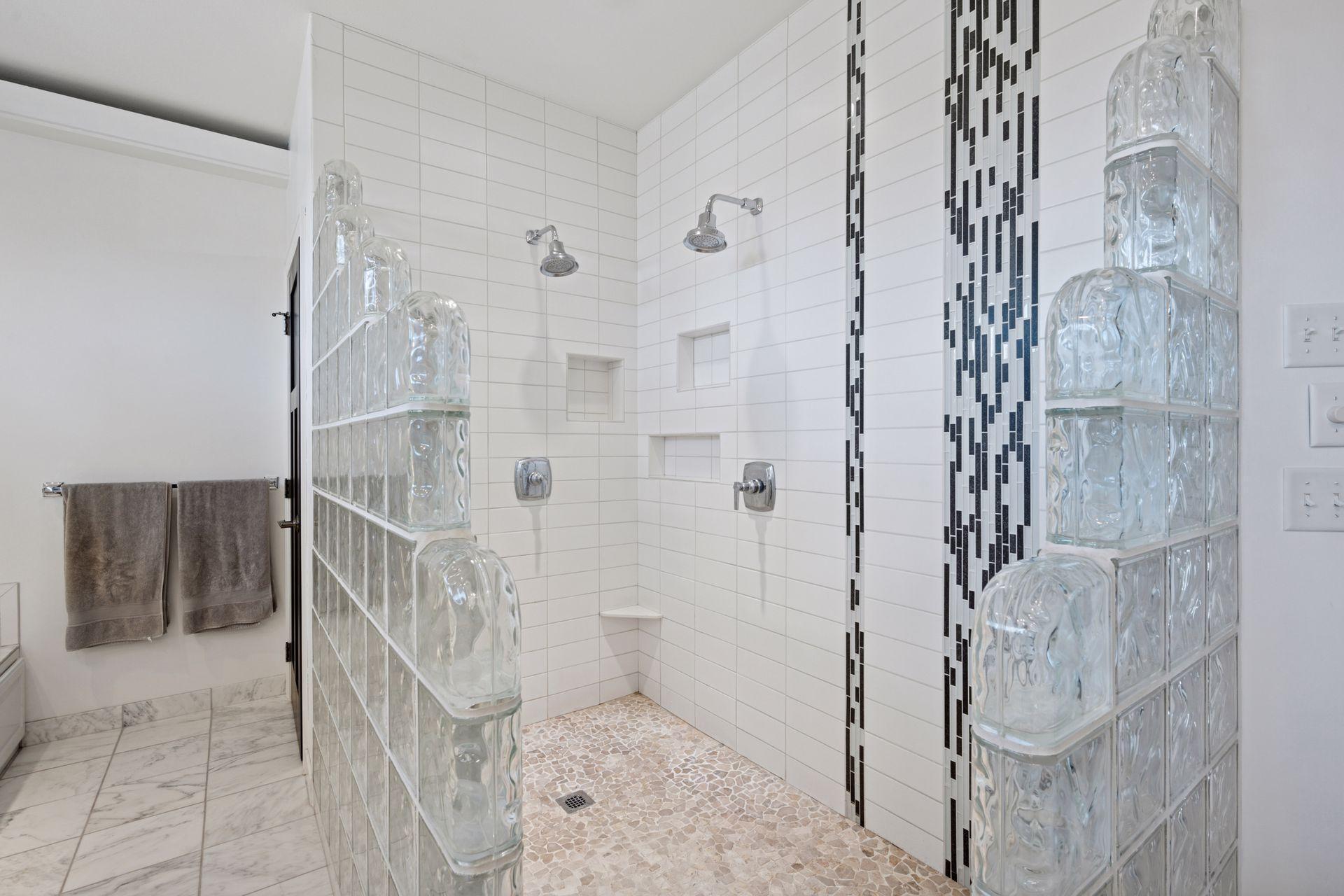 Spicer, Minnesota, 56288, United States, 5 Bedrooms Bedrooms, ,3 BathroomsBathrooms,Residential,For Sale,1993324