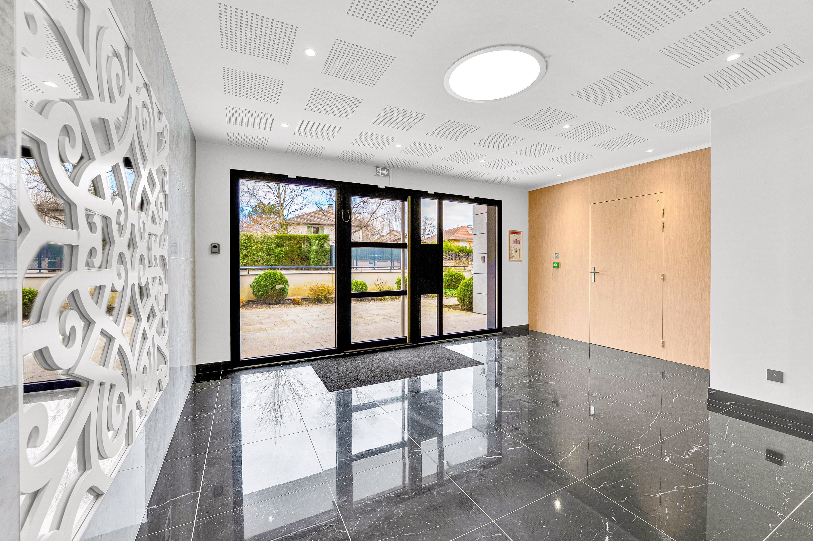 Exceptional ground floor apartment in center of Divonne les Bains - 物件實景
