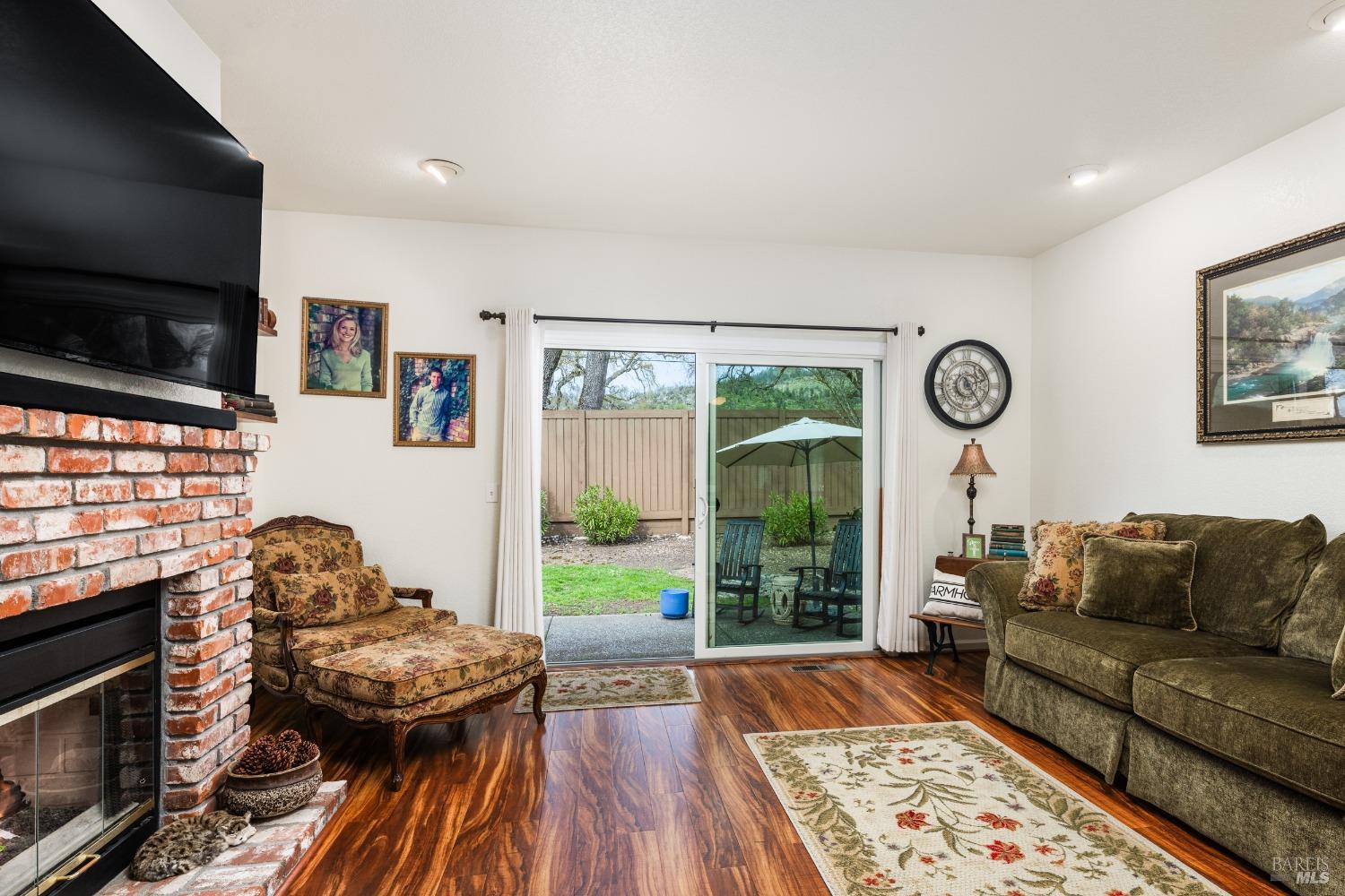 Santa Rosa, California, 95409, United States, 3 Bedrooms Bedrooms, ,2 BathroomsBathrooms,Residential,For Sale,1746074