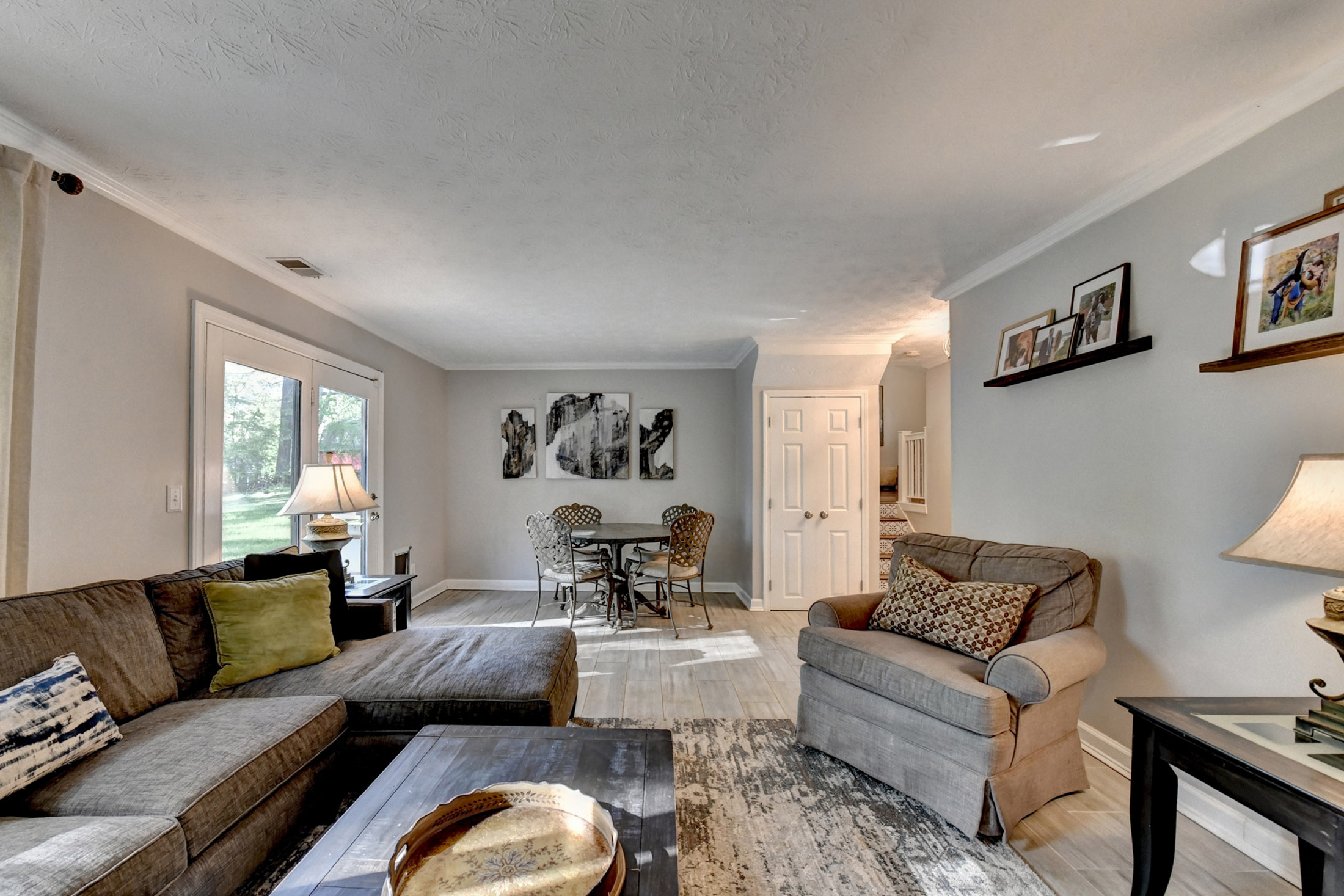  Welcome to this Renovated Home in Keheley Bend - 物件實景