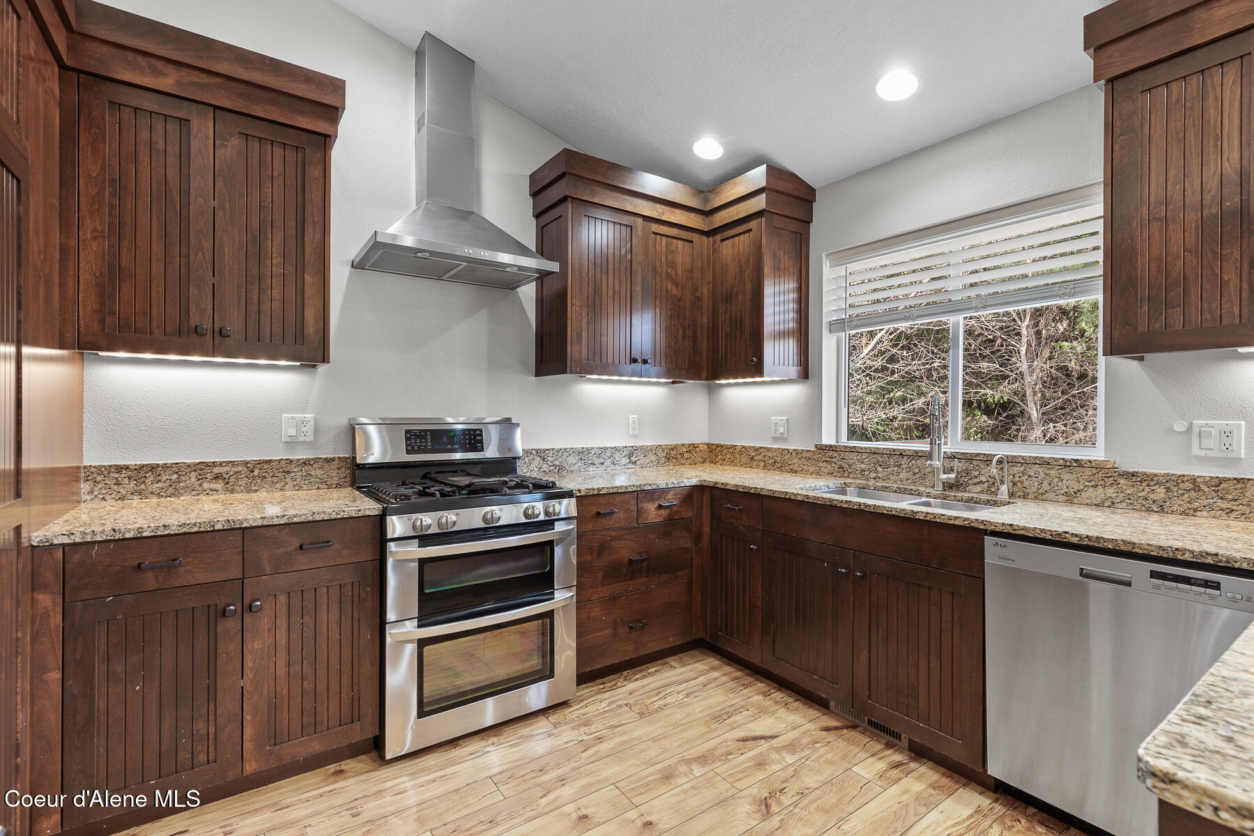 Coeur d'Alene, Idaho, 83815, United States, 5 Bedrooms Bedrooms, ,3 BathroomsBathrooms,Residential,For Sale,1937739