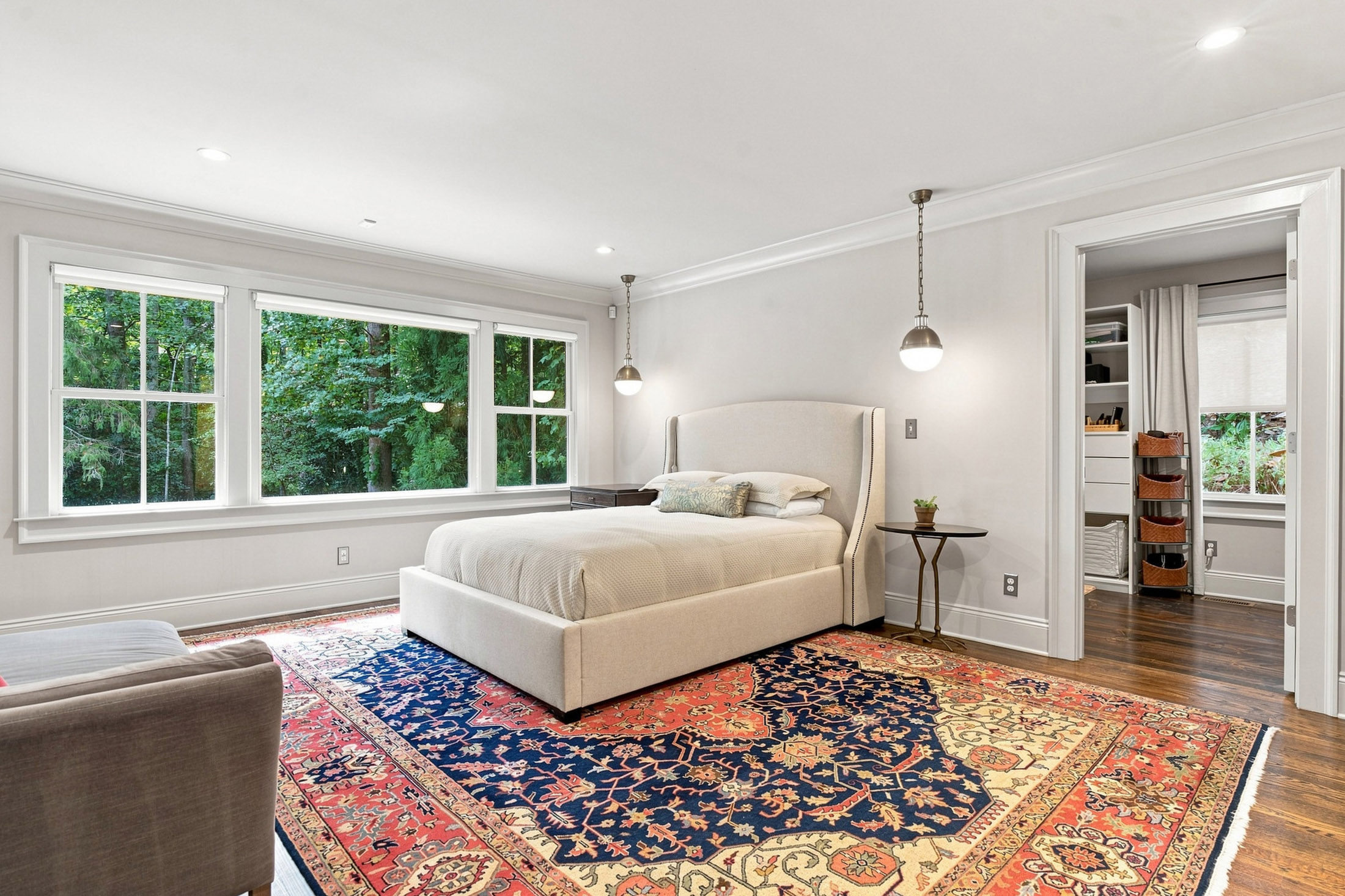  Thoughtfully Designed and Renovated Home in Londonberry Estates - 物件實景