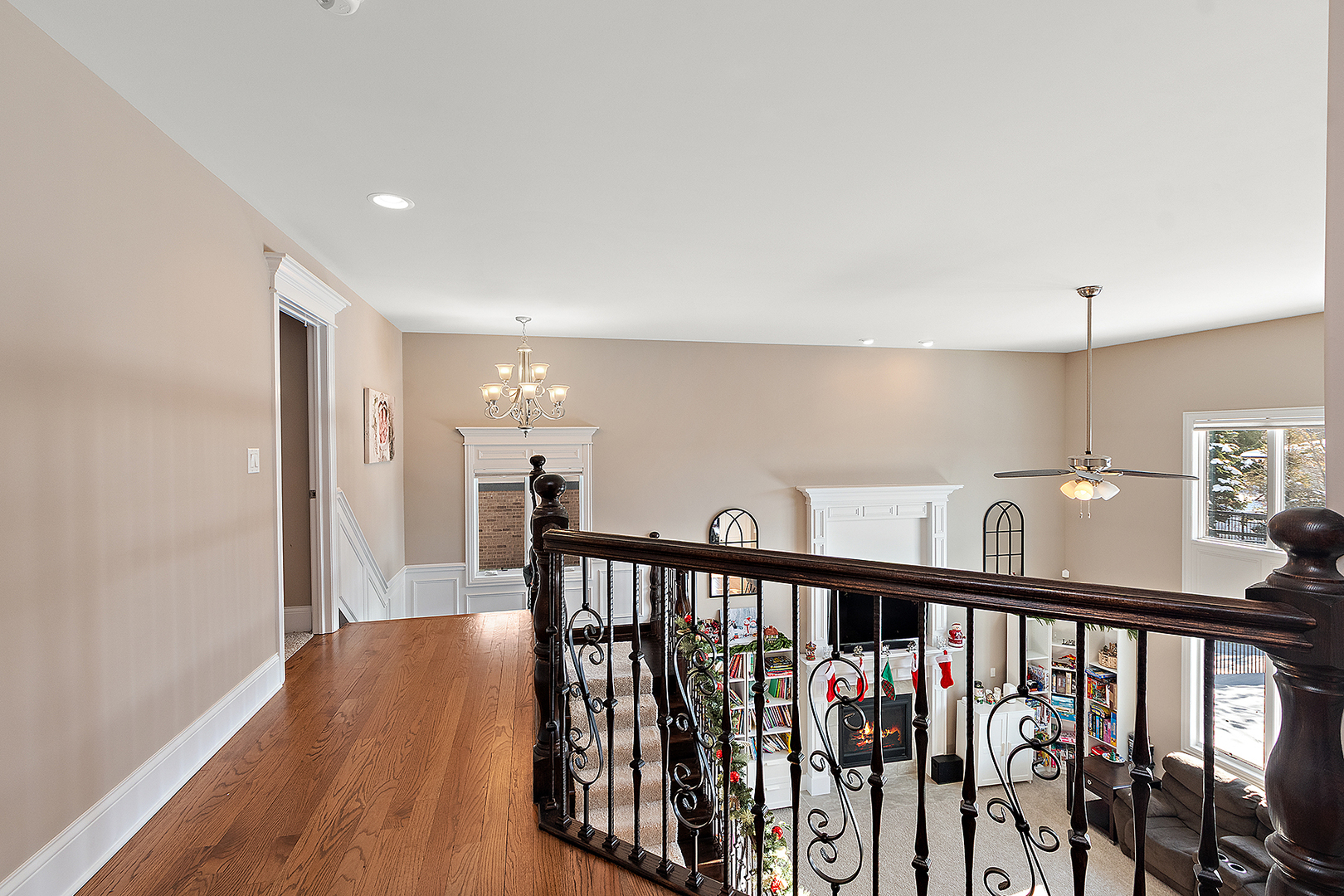 Mokena, Illinois, 60448, United States, 5 Bedrooms Bedrooms, ,4 BathroomsBathrooms,Residential,For Sale,2005248