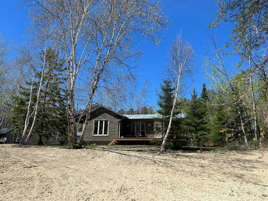 TRAVERSE BAY, Manitoba, R0E 2A0, CA, 2 Bedrooms Bedrooms, ,1 BathroomBathrooms,Residential,For Sale,1838361
