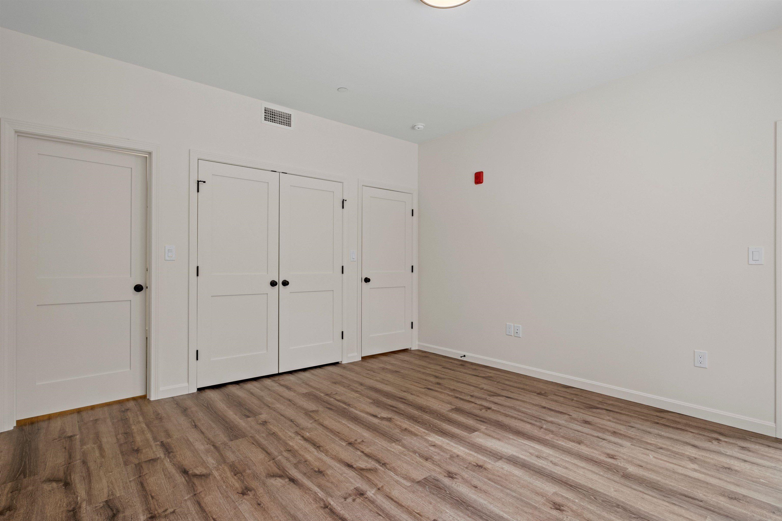 Lincoln, New Hampshire, 03251, United States, 3 Bedrooms Bedrooms, ,2 BathroomsBathrooms,Residential,For Sale,1937104