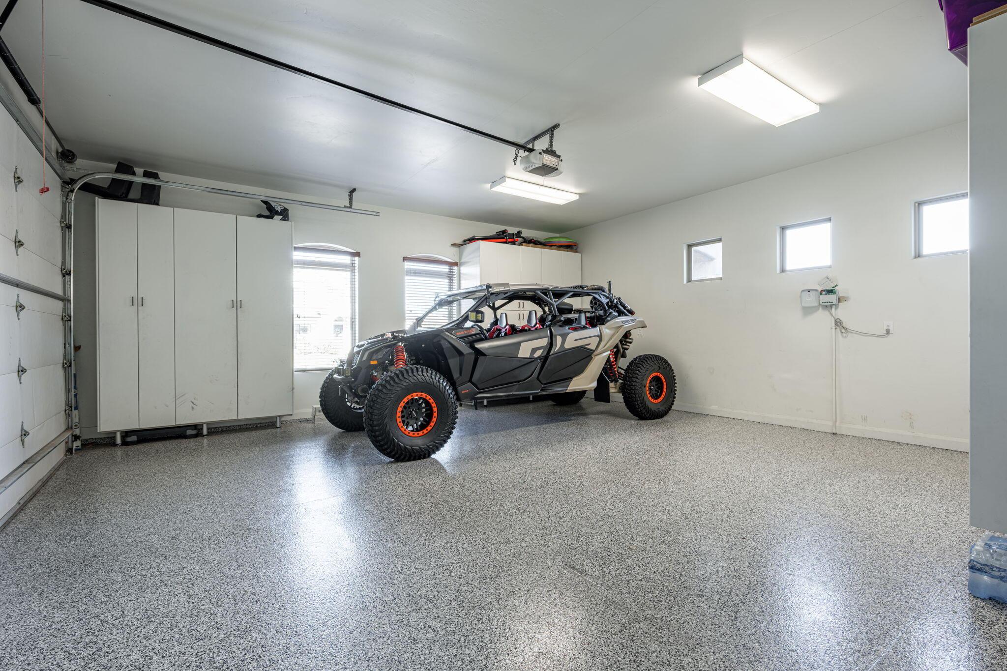 St George, Utah, 84790, United States, 5 Bedrooms Bedrooms, ,4 BathroomsBathrooms,Residential,For Sale,2006335