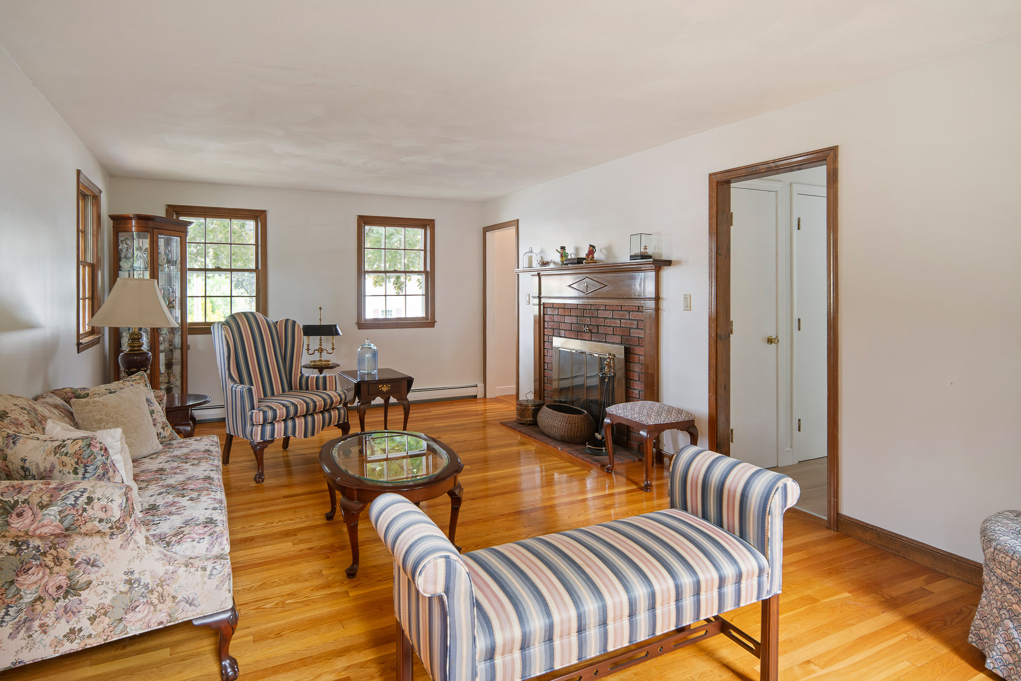  42 Riverside Drive, Reading, MA, 01867 - 物件實景