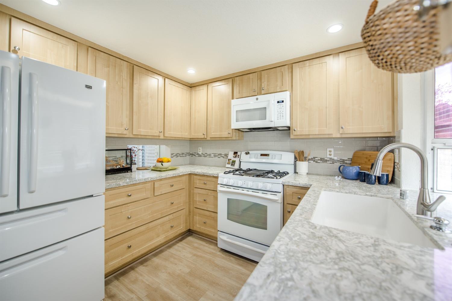 Woodland, California, 95695, United States, 3 Bedrooms Bedrooms, ,2 BathroomsBathrooms,Residential,For Sale,1847457