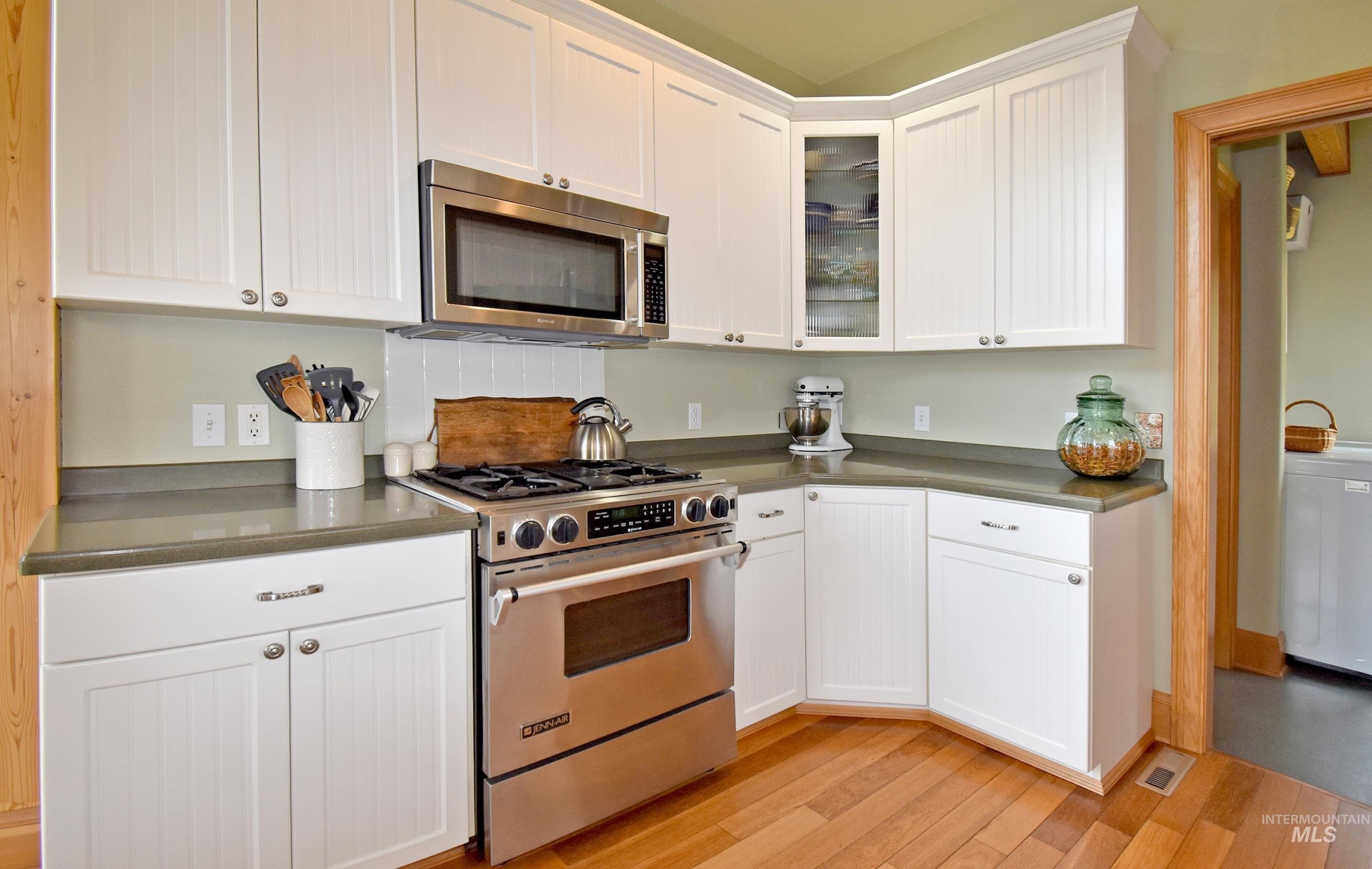 Asotin, Washington, 99402, United States, 3 Bedrooms Bedrooms, ,3 BathroomsBathrooms,Residential,For Sale,1942718