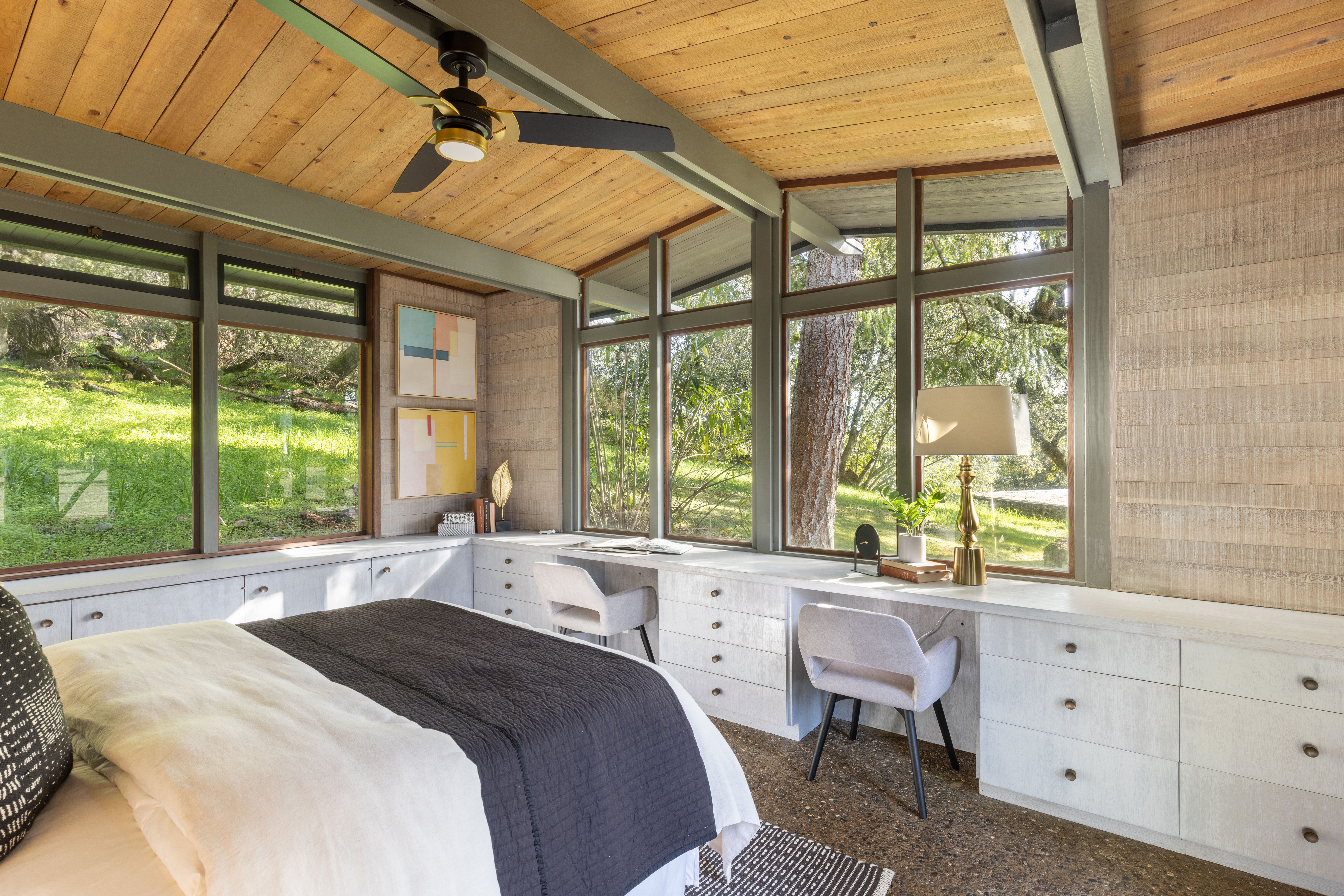  Mid-Century Contemporary Gem on 33 Acres - 物件實景