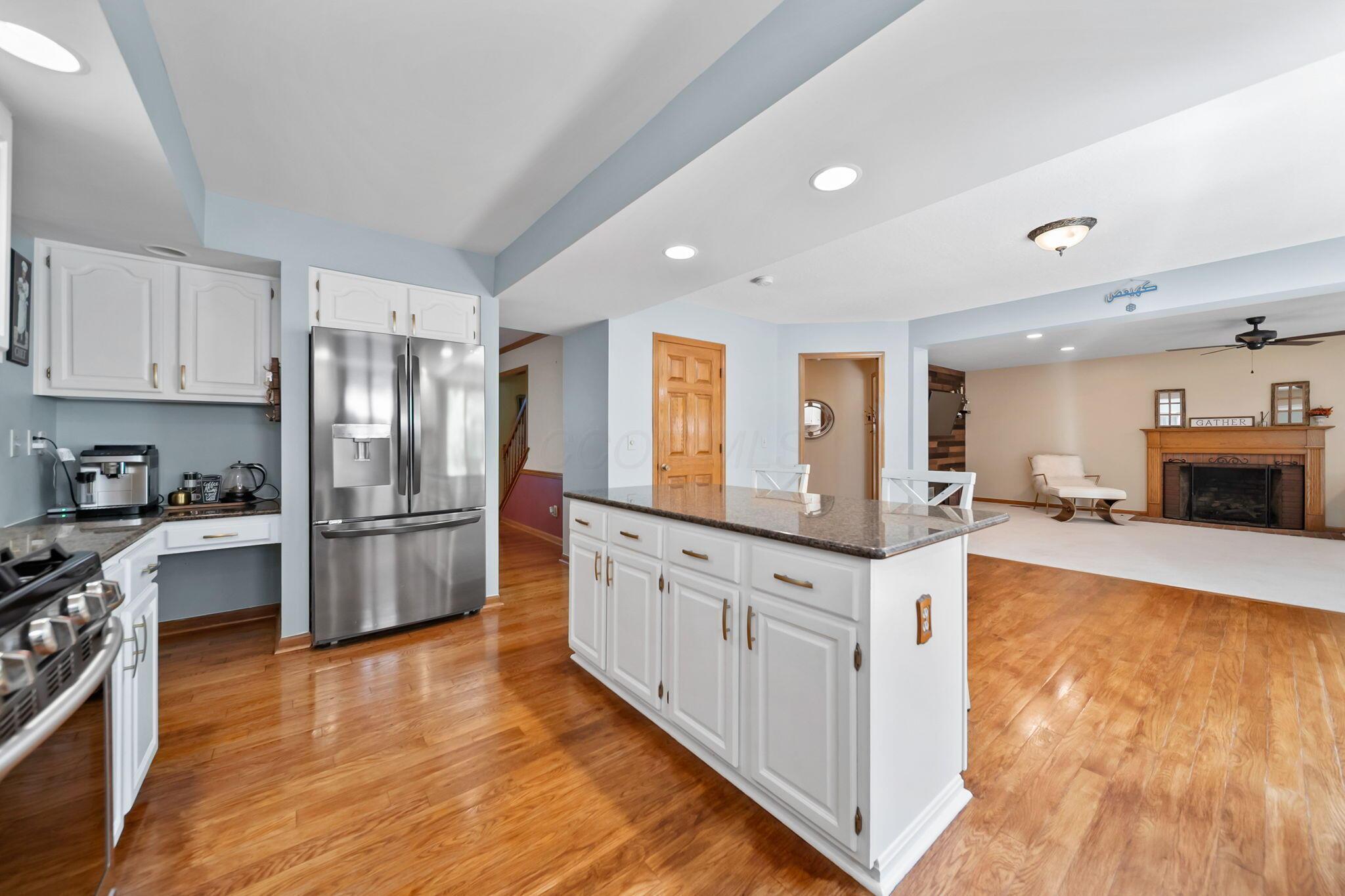 Dublin, Ohio, 43017, United States, 4 Bedrooms Bedrooms, ,4 BathroomsBathrooms,Residential,For Sale,1883217