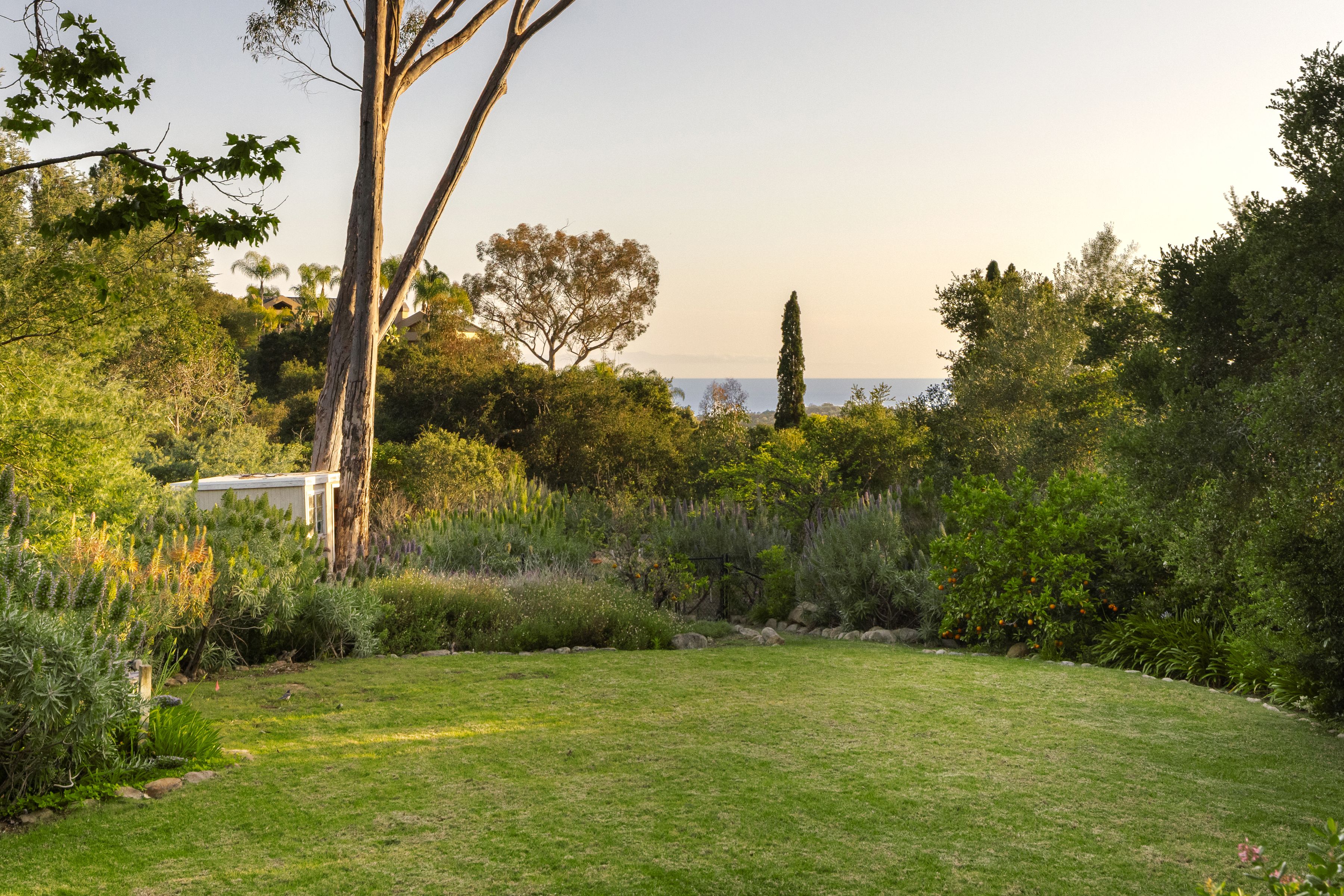  Montecito Farmhouse - 物件實景