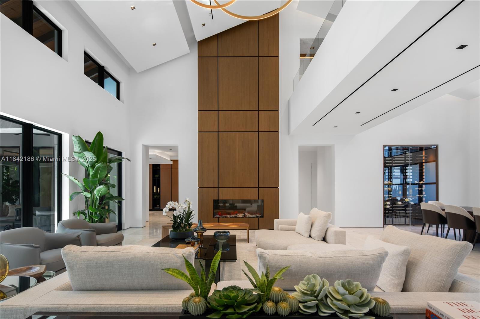 Miami, Florida, 33137, United States, 6 Bedrooms Bedrooms, ,7 BathroomsBathrooms,Residential,For Sale,1903270
