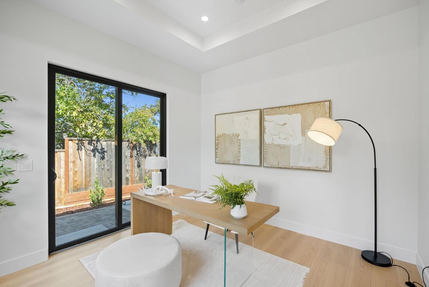Menlo Park, California, 94025, United States, 6 Bedrooms Bedrooms, ,7 BathroomsBathrooms,Residential,For Sale,1947482