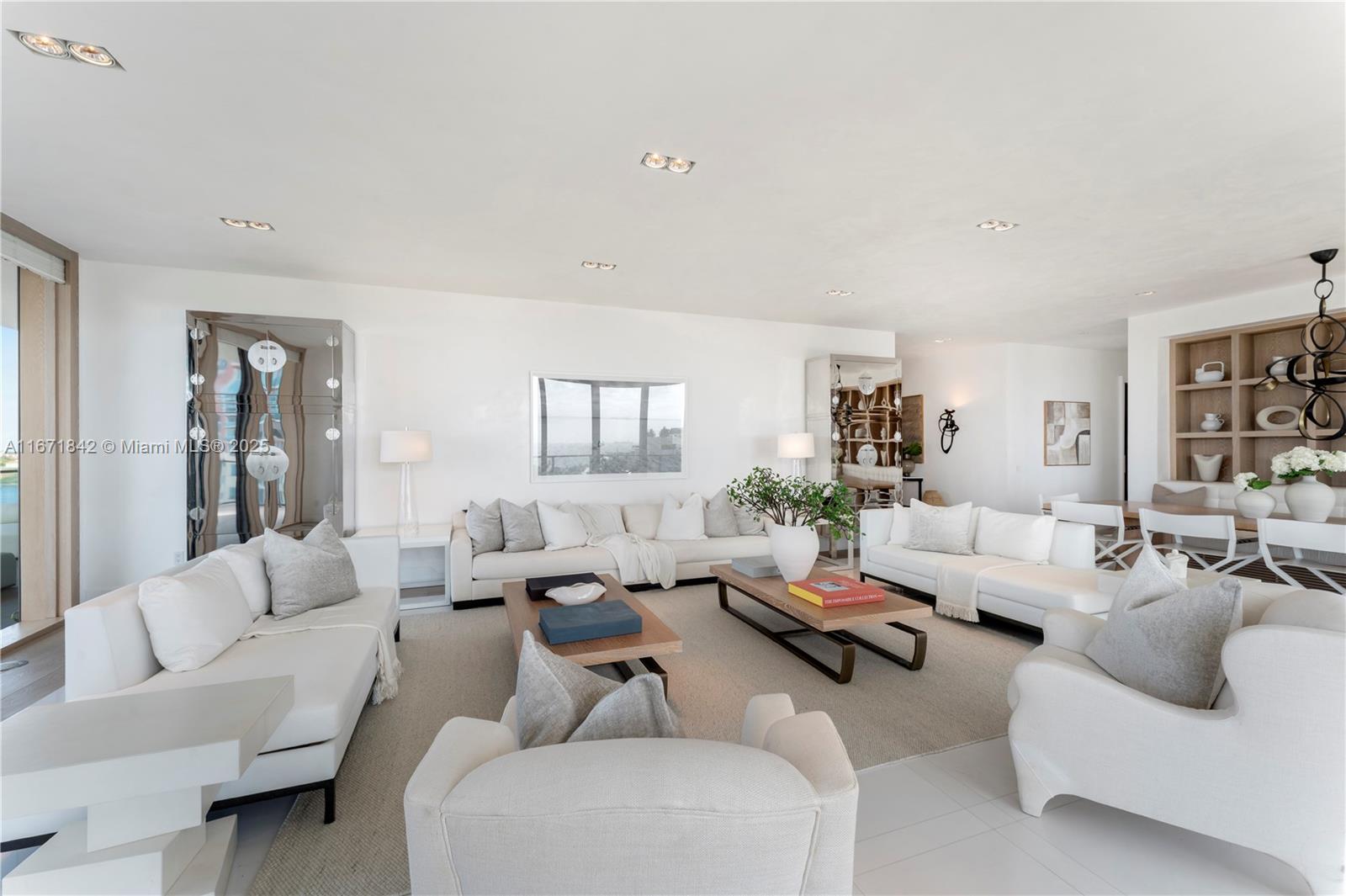 Miami Beach, Florida, 33139, United States, 4 Bedrooms Bedrooms, ,4 BathroomsBathrooms,Residential,For Sale,1840122
