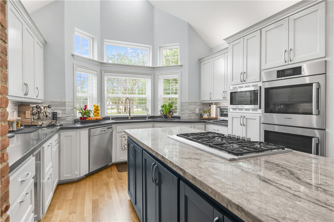 College Station, Texas, 77845, United States, 4 Bedrooms Bedrooms, ,4 BathroomsBathrooms,Residential,For Sale,1935327