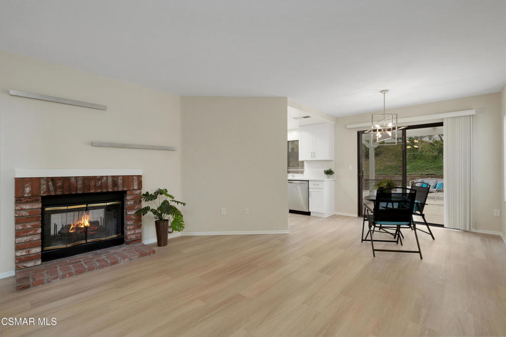 Agoura Hills, California, 91301, United States, 3 Bedrooms Bedrooms, ,3 BathroomsBathrooms,Residential,For Sale,1989584