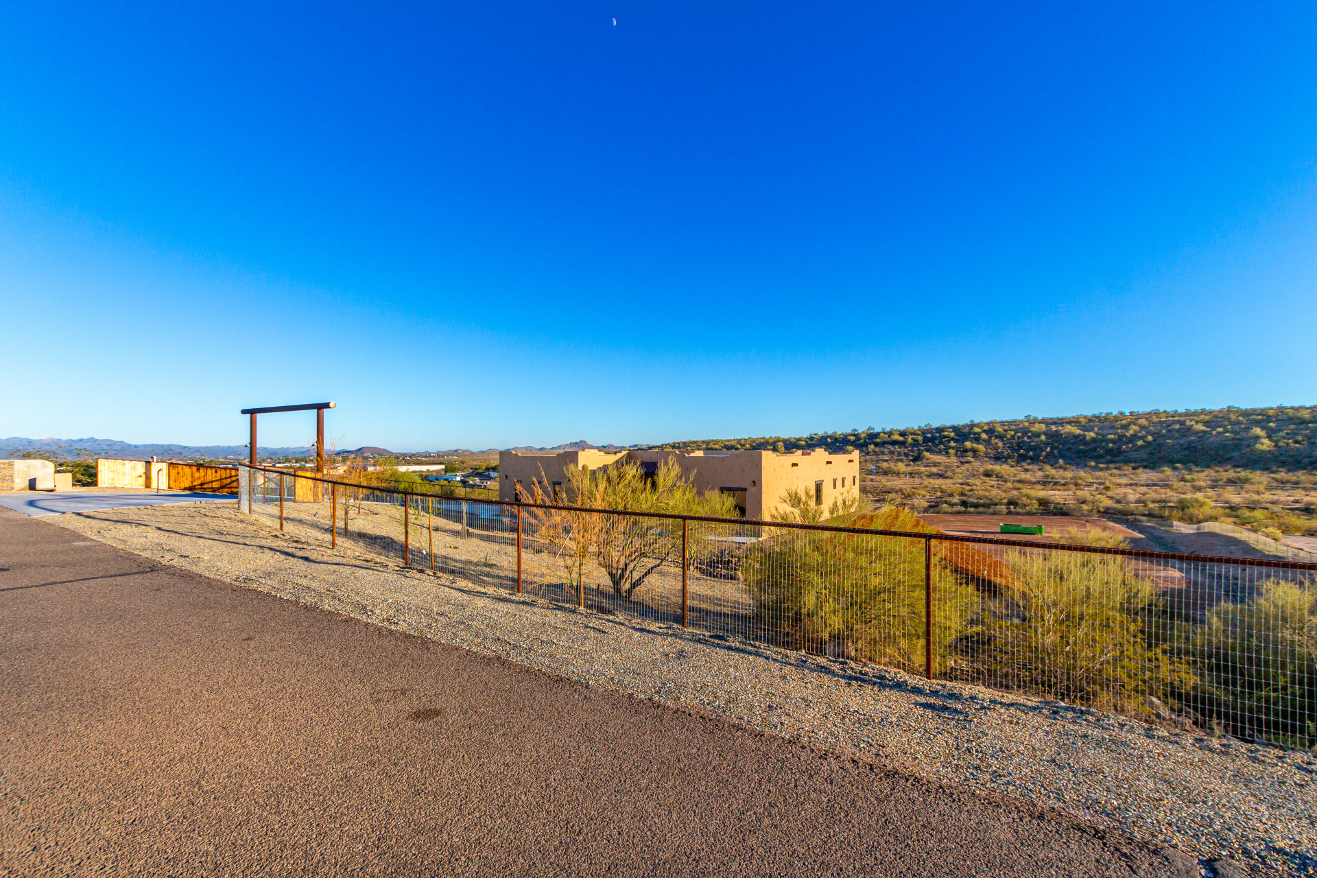 Wickenburg, Arizona, 85390, United States, 4 Bedrooms Bedrooms, ,3 BathroomsBathrooms,Residential,For Sale,2000369