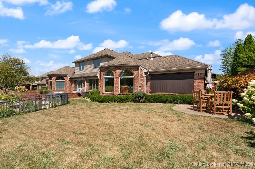 Sellersburg, Indiana, 47172, United States, 4 Bedrooms Bedrooms, ,4 BathroomsBathrooms,Residential,For Sale,1932850