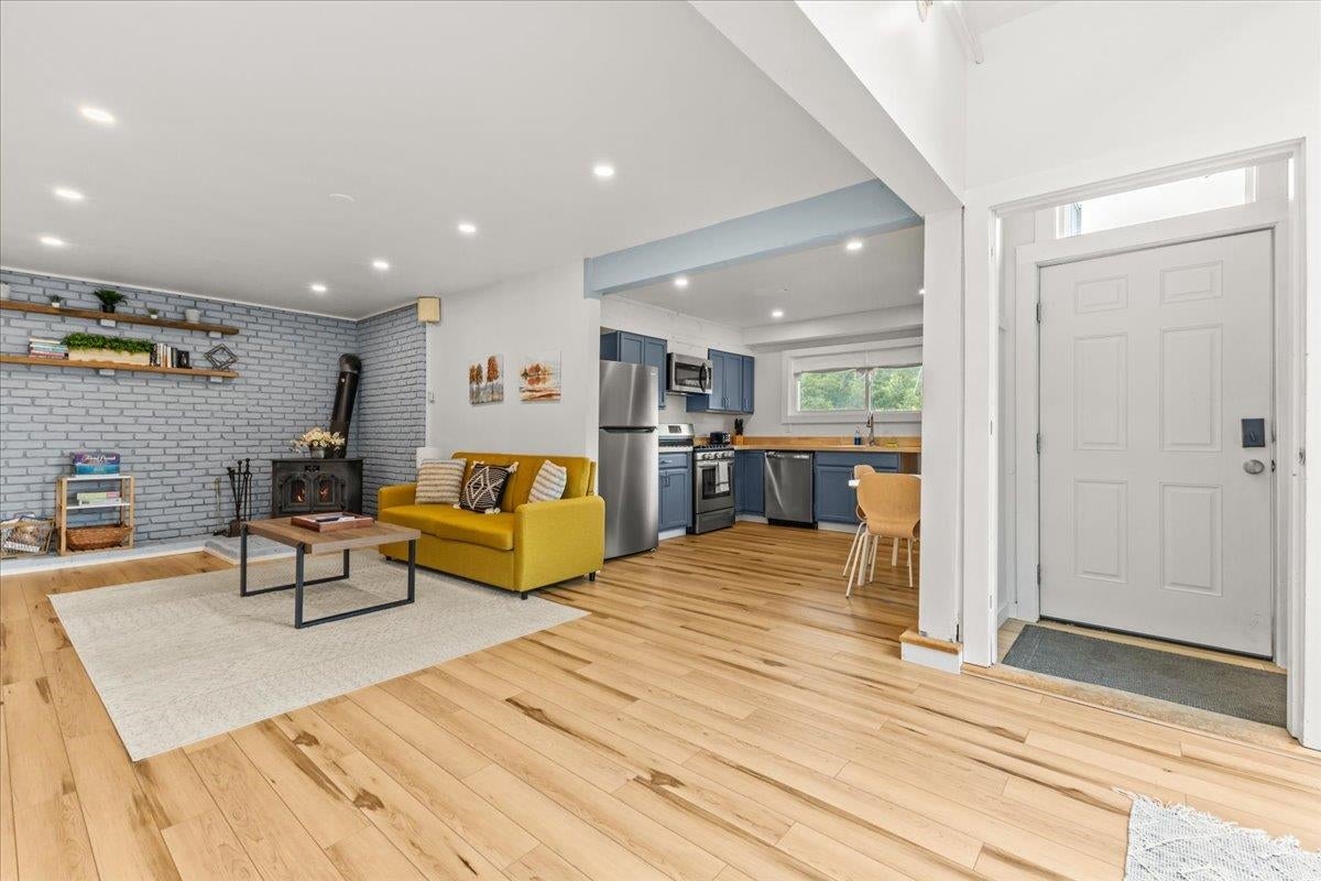 Stowe, Vermont, 05672, United States, 8 Bedrooms Bedrooms, ,5 BathroomsBathrooms,Residential,For Sale,1994933