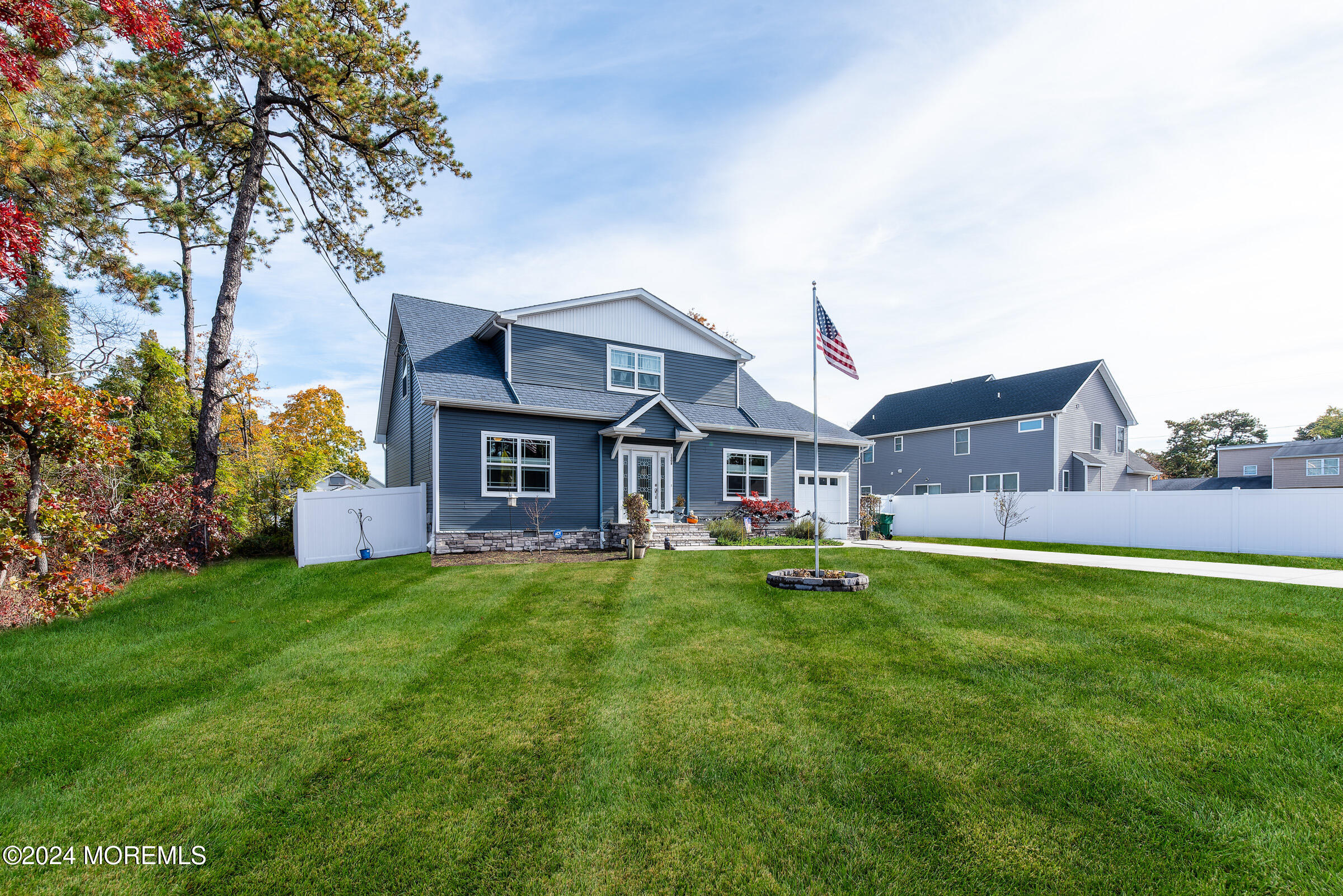 Toms River, New Jersey, 08757, United States, 3 Bedrooms Bedrooms, ,3 BathroomsBathrooms,Residential,For Sale,1974663