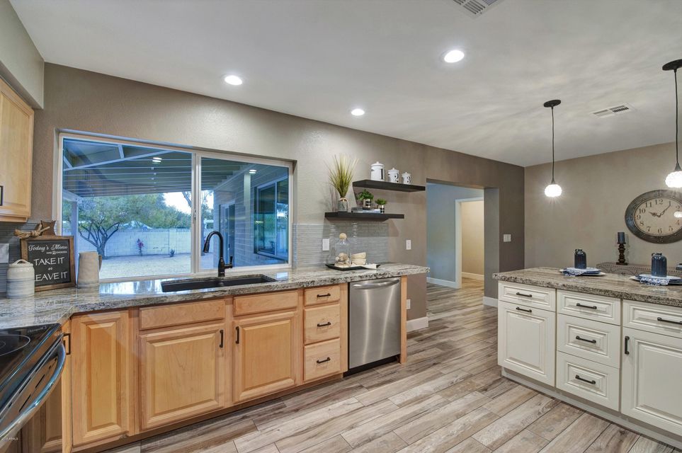 Phoenix, Arizona, 85022, United States, 3 Bedrooms Bedrooms, ,Residential,For Sale,1915720